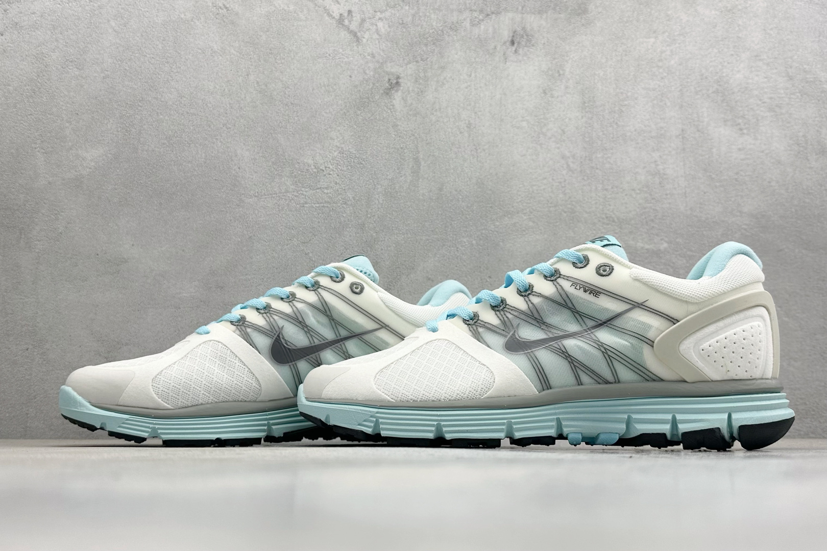 200 NIKE LUNARGLIDE+2 耐克简约舒适防滑耐磨经典低帮跑鞋 407647-04-Chinese UA Cheap High Quatity Brand Clothes Bags handbags Sneakers wholesale wholesaler seller from China Factory suppliers Fashion Clothing Shoes best Quality Beautiful Price 200 NIKE LUNARGLIDE+2 耐克简约舒适防滑耐磨经典低帮跑鞋 407647-04