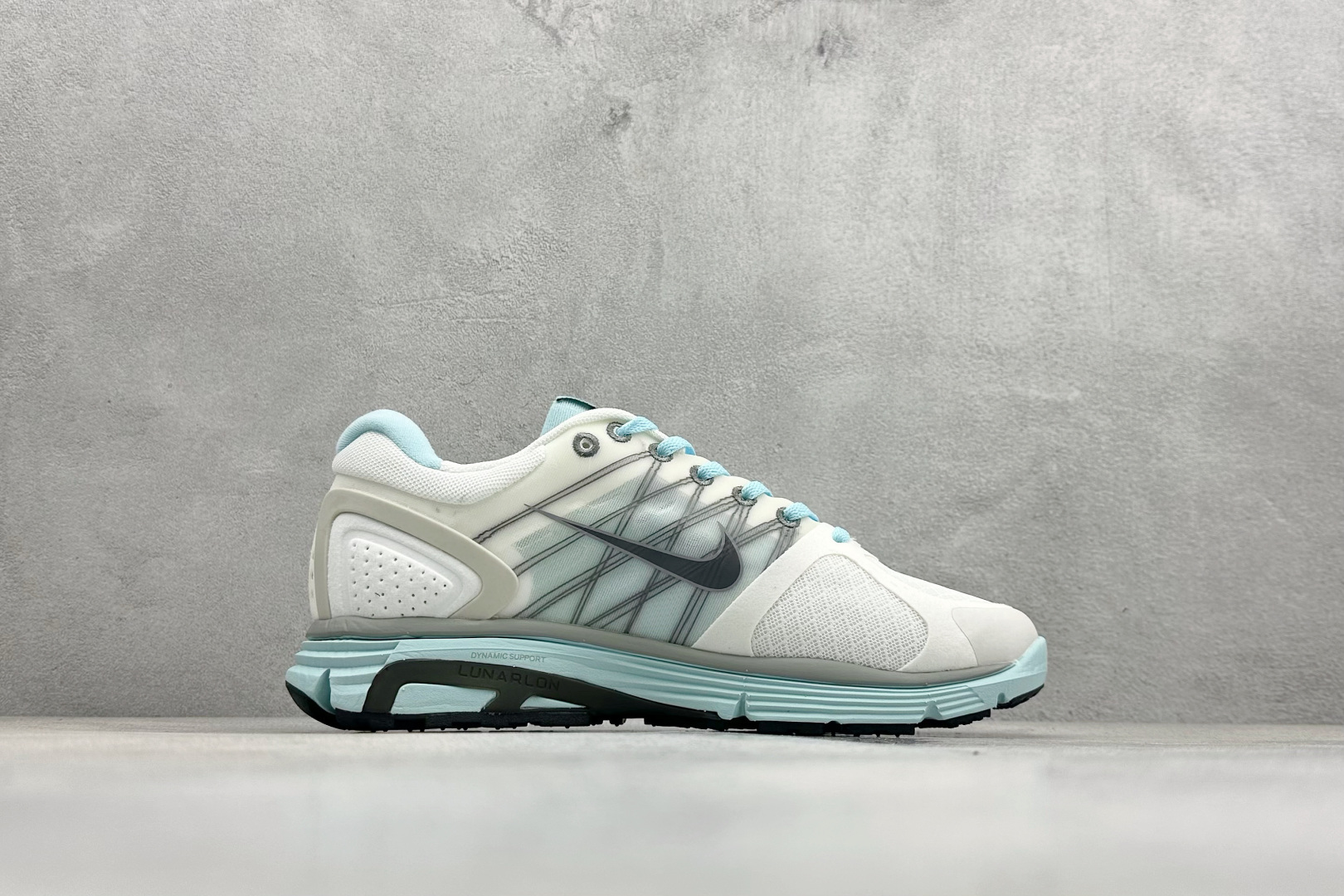 200 NIKE LUNARGLIDE+2 耐克简约舒适防滑耐磨经典低帮跑鞋 407647-04-Chinese UA Cheap High Quatity Brand Clothes Bags handbags Sneakers wholesale wholesaler seller from China Factory suppliers Fashion Clothing Shoes best Quality Beautiful Price 200 NIKE LUNARGLIDE+2 耐克简约舒适防滑耐磨经典低帮跑鞋 407647-04