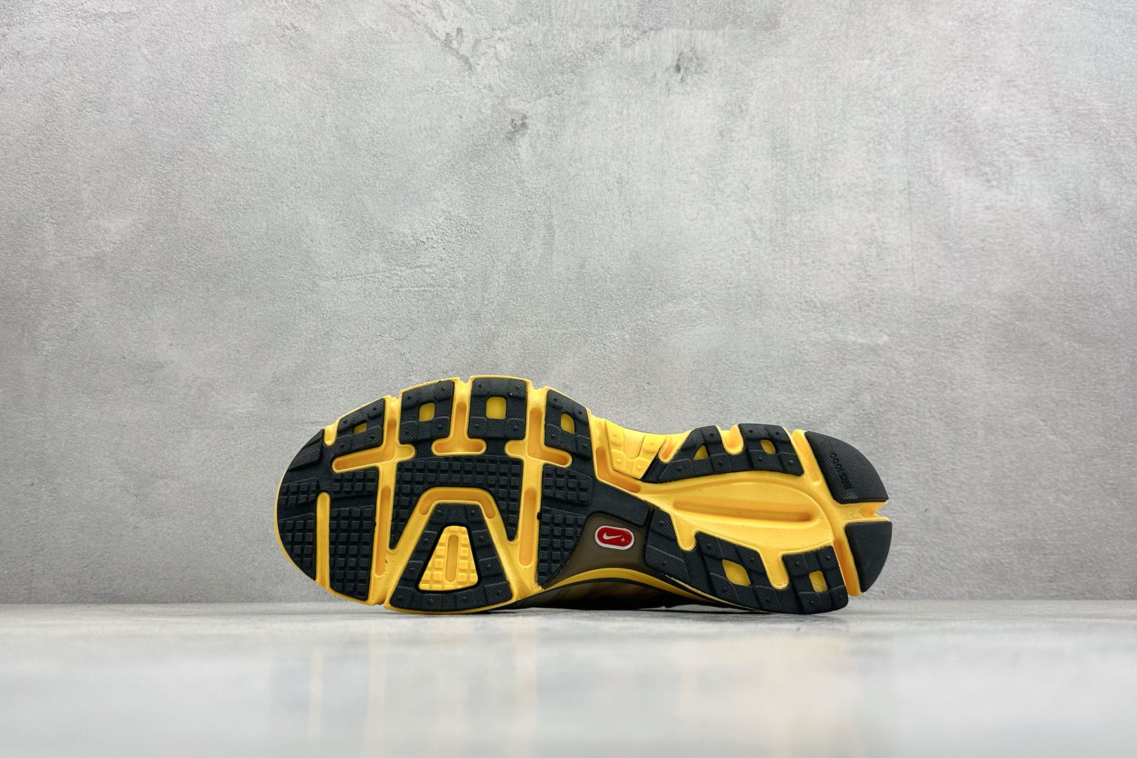 200 NIKE LUNARGLIDE+2 耐克简约舒适防滑耐磨经典低帮跑鞋 408921-007-Chinese UA Cheap High Quatity Brand Clothes Bags handbags Sneakers wholesale wholesaler seller from China Factory suppliers Fashion Clothing Shoes best Quality Beautiful Price 200 NIKE LUNARGLIDE+2 耐克简约舒适防滑耐磨经典低帮跑鞋 408921-007