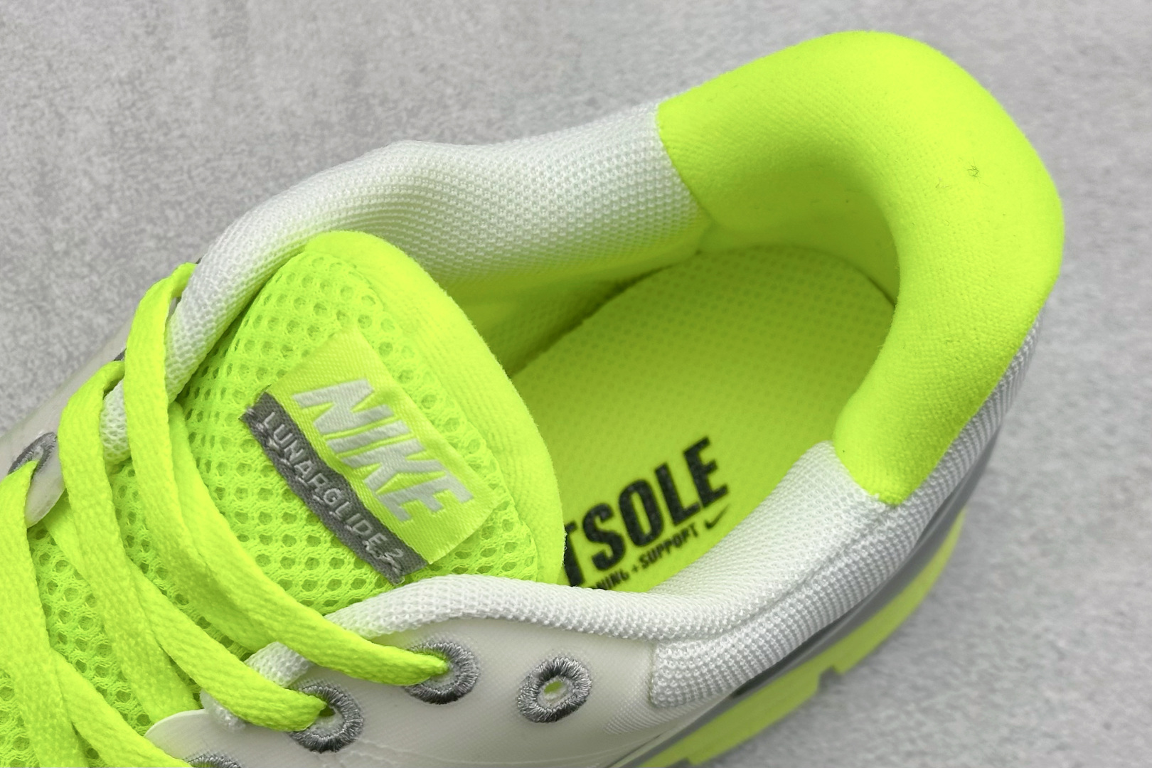 200 NIKE LUNARGLIDE+2 耐克简约舒适防滑耐磨经典低帮跑鞋 407647-100-Chinese UA Cheap High Quatity Brand Clothes Bags handbags Sneakers wholesale wholesaler seller from China Factory suppliers Fashion Clothing Shoes best Quality Beautiful Price 200 NIKE LUNARGLIDE+2 耐克简约舒适防滑耐磨经典低帮跑鞋 407647-100