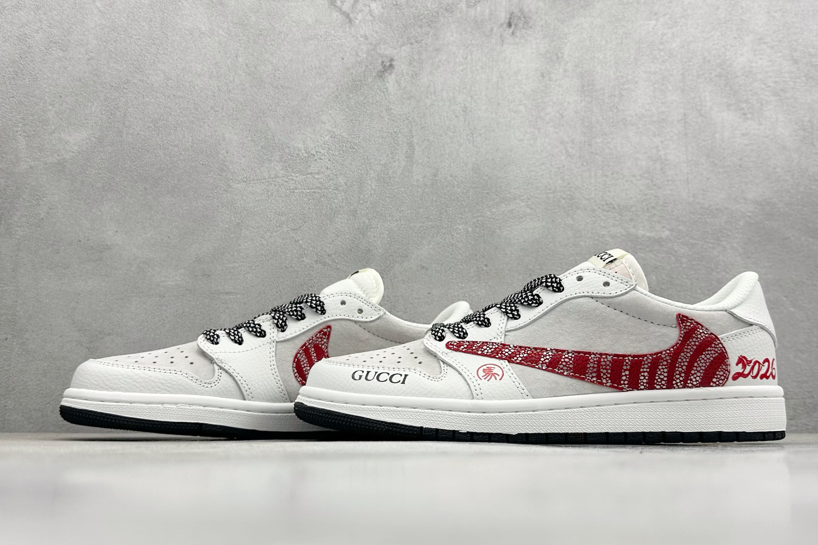 280 XC版Air Jordan Low AJ1 乔1马年限定款 高端定制 倒钩低帮复古篮球鞋 DZ5899-044-Chinese UA Cheap High Quatity Brand Clothes Bags handbags Sneakers wholesale wholesaler seller from China Factory suppliers Fashion Clothing Shoes best Quality Beautiful Price 280 XC版Air Jordan Low AJ1 乔1马年限定款 高端定制 倒钩低帮复古篮球鞋 DZ5899-044