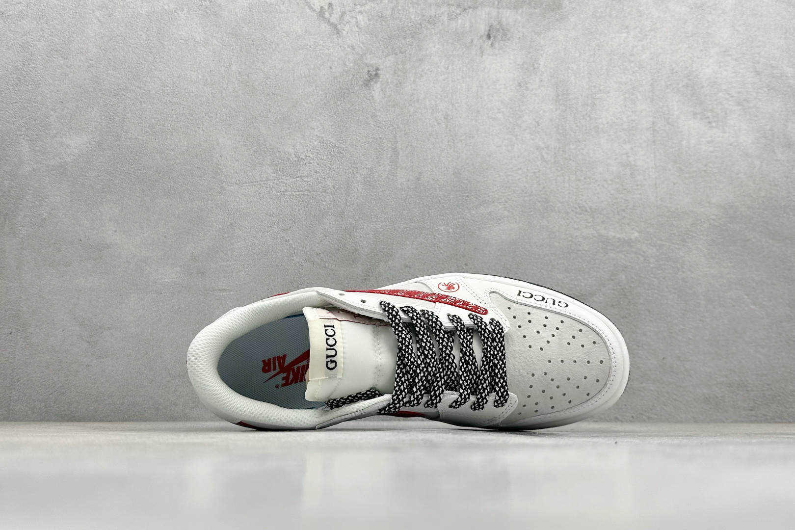 280 XC版Air Jordan Low AJ1 乔1马年限定款 高端定制 倒钩低帮复古篮球鞋 DZ5899-044-Chinese UA Cheap High Quatity Brand Clothes Bags handbags Sneakers wholesale wholesaler seller from China Factory suppliers Fashion Clothing Shoes best Quality Beautiful Price 280 XC版Air Jordan Low AJ1 乔1马年限定款 高端定制 倒钩低帮复古篮球鞋 DZ5899-044