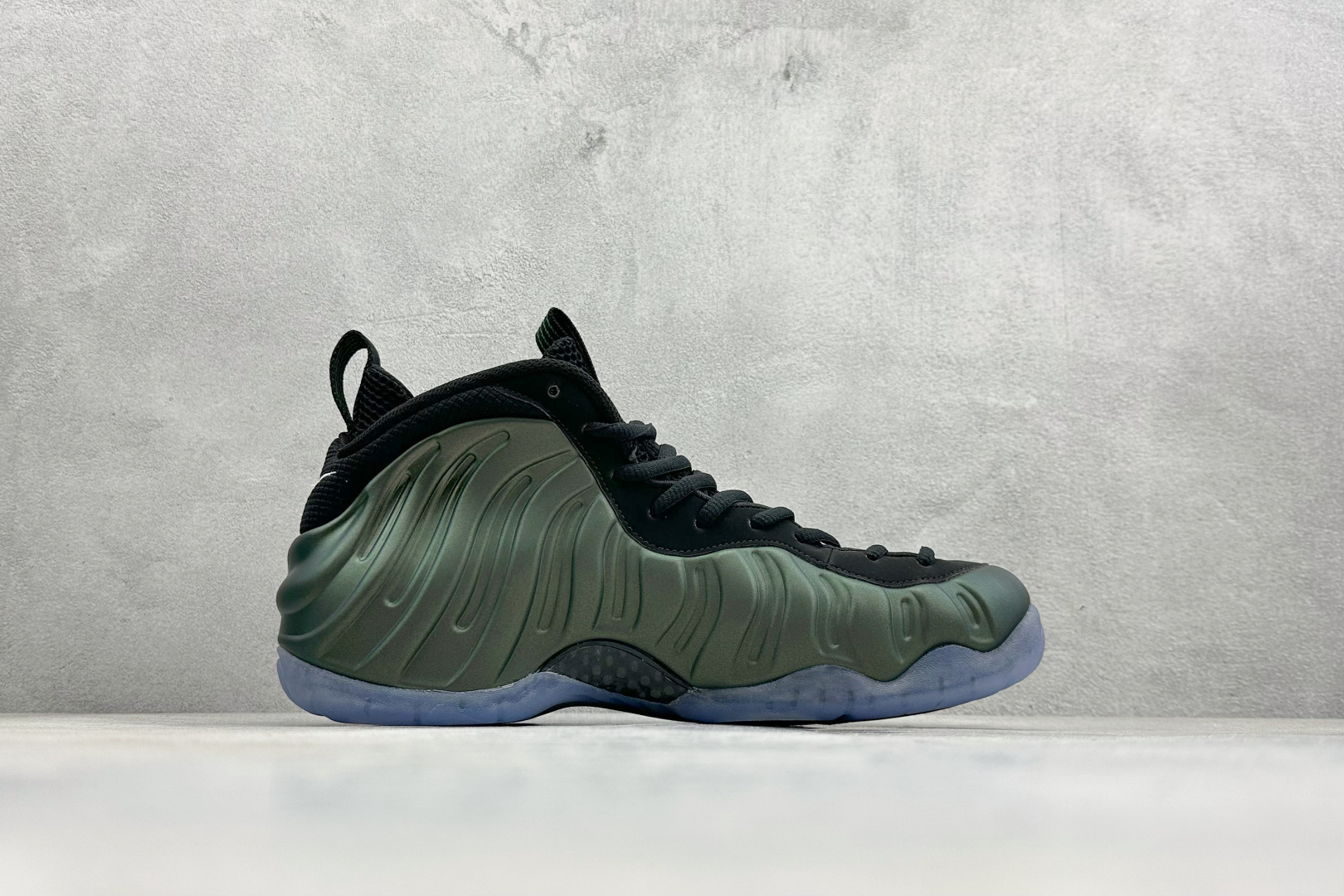 莞厂福利Nike Air Foamposite ONE 喷泡中帮复古篮球鞋 纯胶透明橡胶大底超强止滑 原