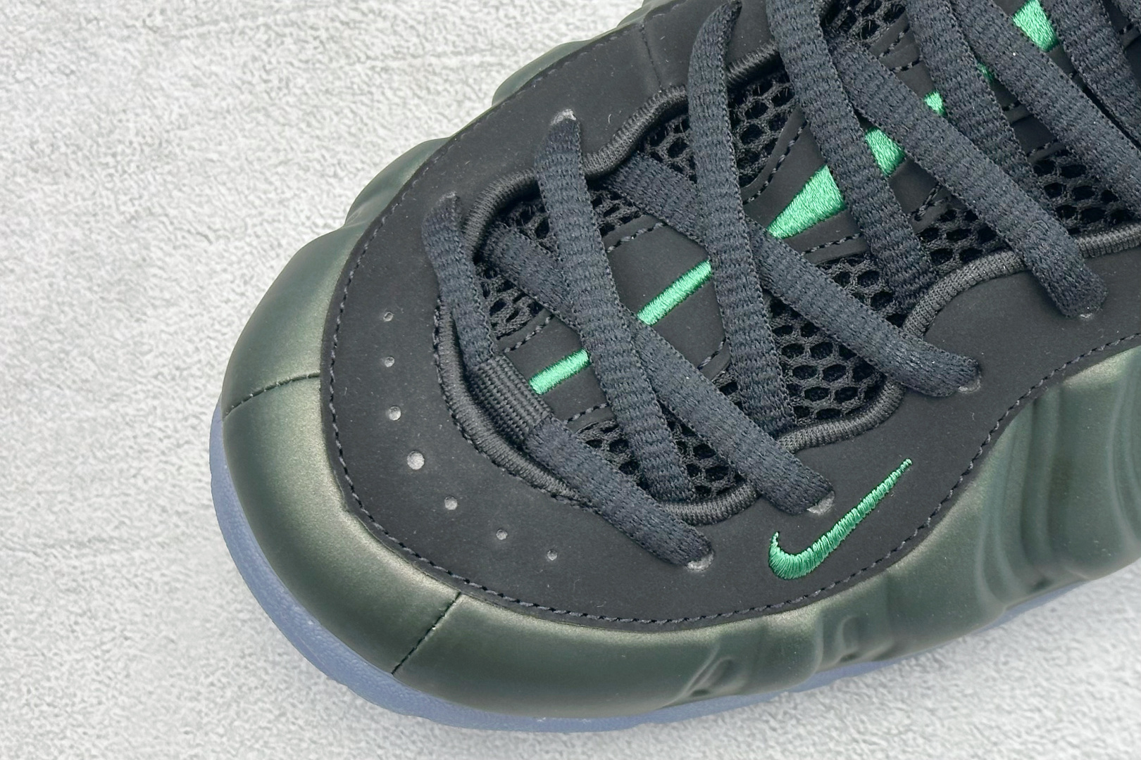 莞厂福利Nike Air Foamposite ONE 喷泡中帮复古篮球鞋 纯胶透明橡胶大底超强止滑 原