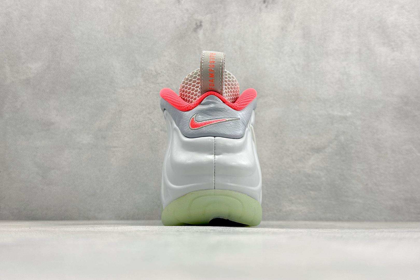 560 莞厂纯原Nike Air Foamposite ONE 喷泡中帮复古篮球鞋 616750-003
