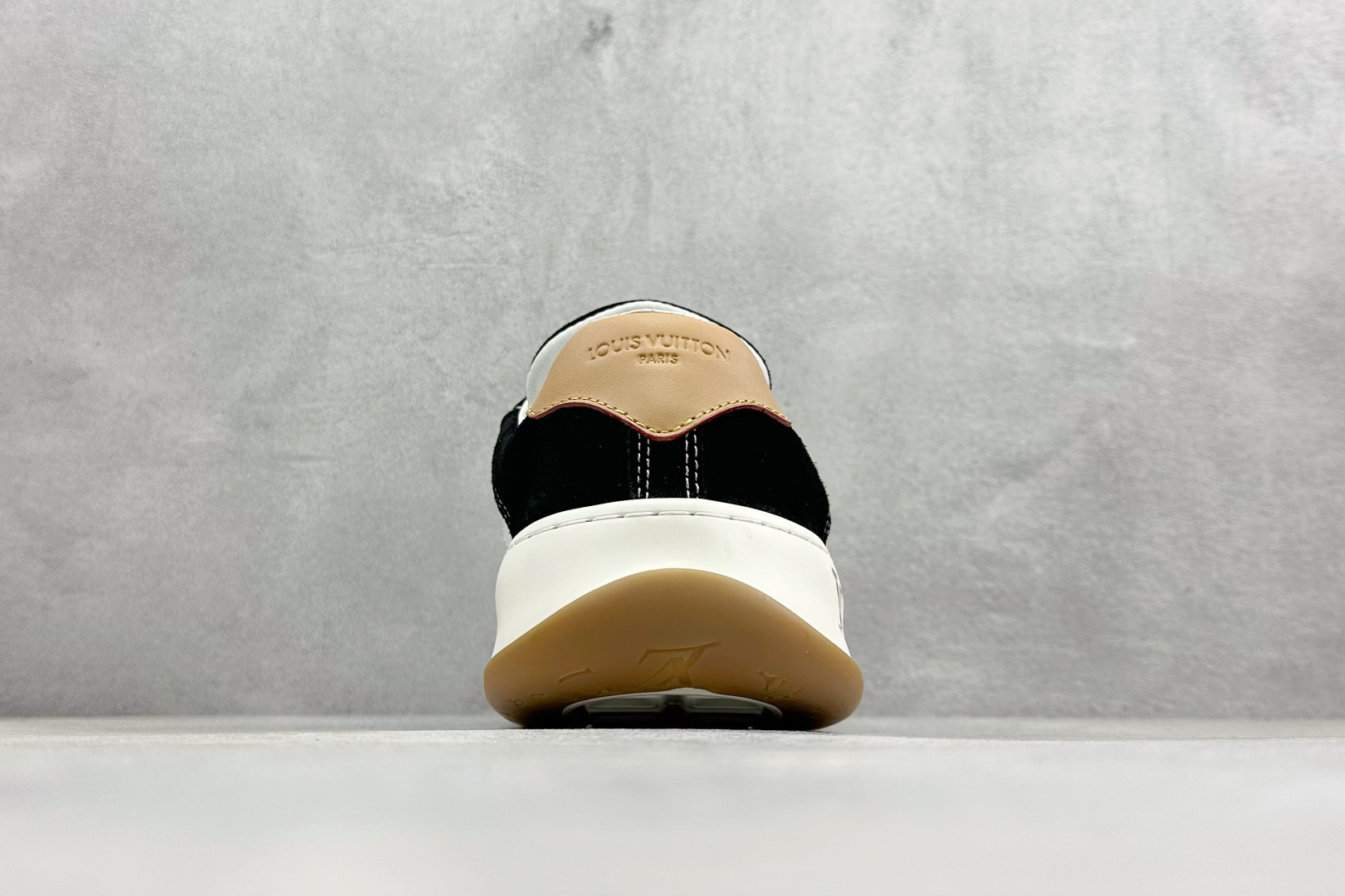 450 YS纯原LOUISVUITTONTilted系列｜2026早春全新上架 LV路易威登TiltedLowSneakers 倾斜系列低帮复古休闲运动板鞋