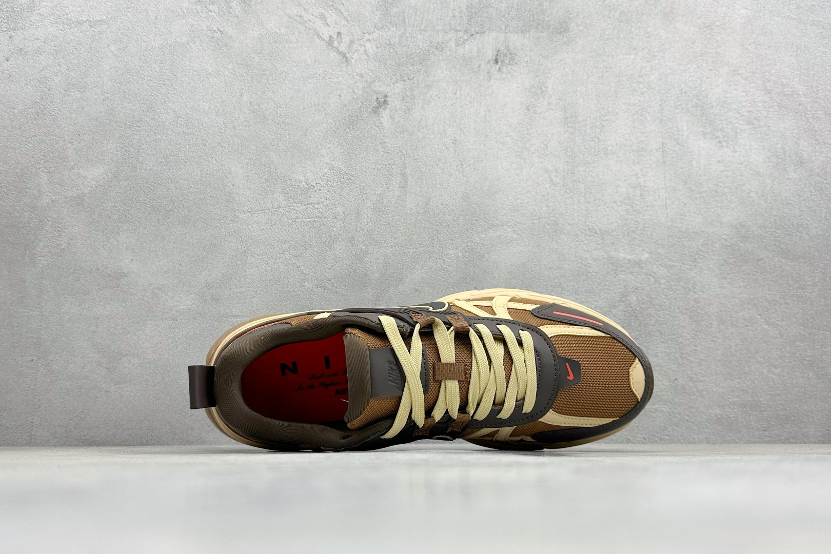 190 NIKE V2K RUN 减震防滑复古低帮跑步鞋 HQ3445-222-Chinese UA Cheap High Quatity Brand Clothes Bags handbags Sneakers wholesale wholesaler seller from China Factory suppliers Fashion Clothing Shoes best Quality Beautiful Price 190 NIKE V2K RUN 减震防滑复古低帮跑步鞋 HQ3445-222