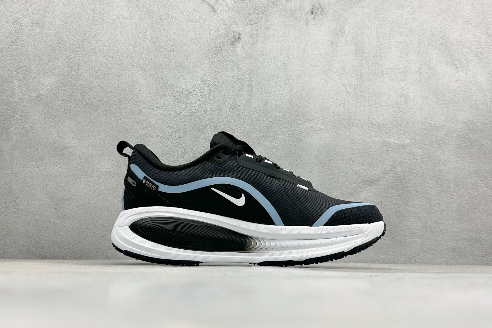180 FS版Nike Air Zoom Vomero 18 GTX 缓震休闲跑鞋 HQ7002-002