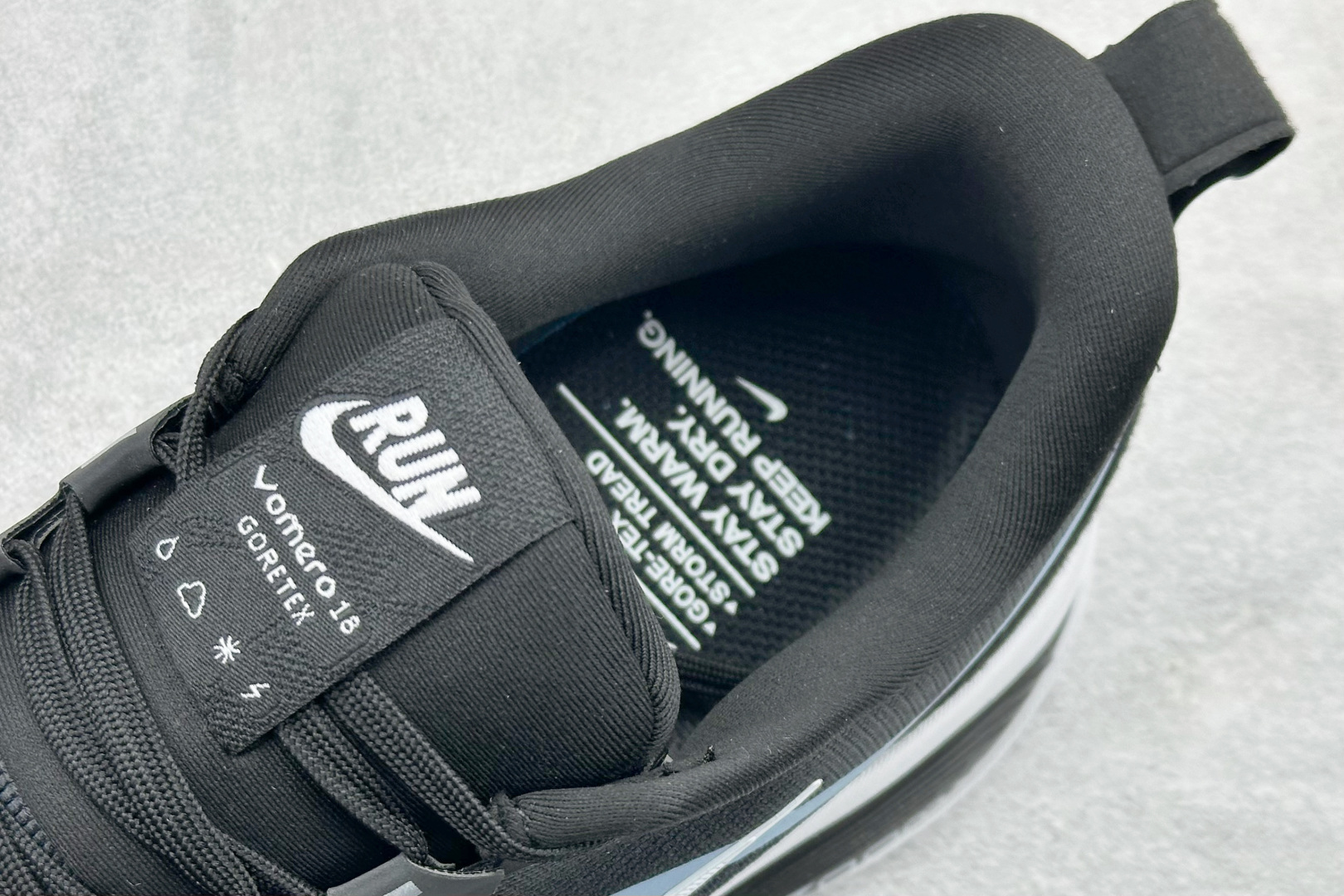 180 FS版Nike Air Zoom Vomero 18 GTX 缓震休闲跑鞋 HQ7002-002