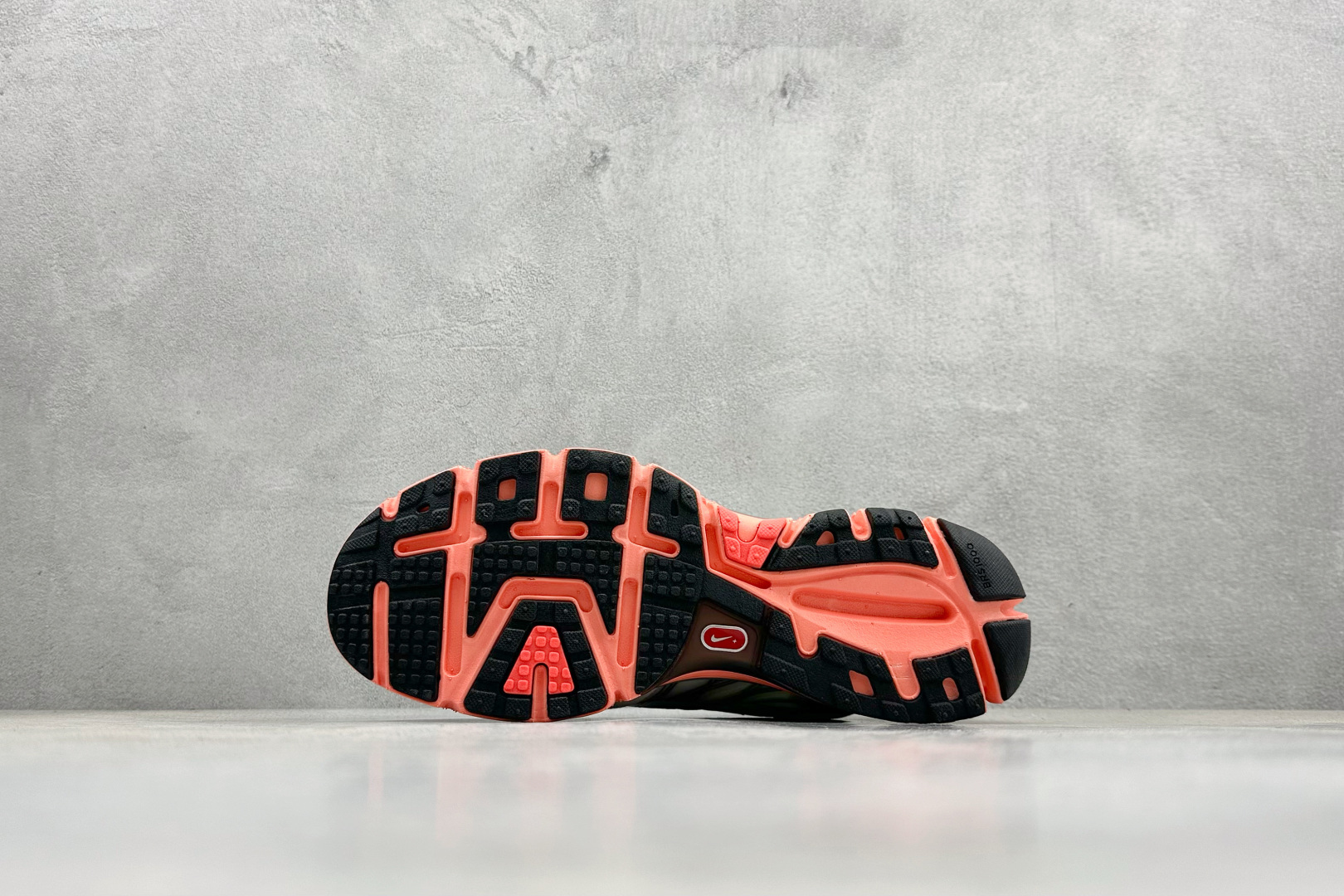 200 NIKE LUNARGLIDE+2 耐克简约舒适防滑耐磨经典低帮跑鞋 407647-108