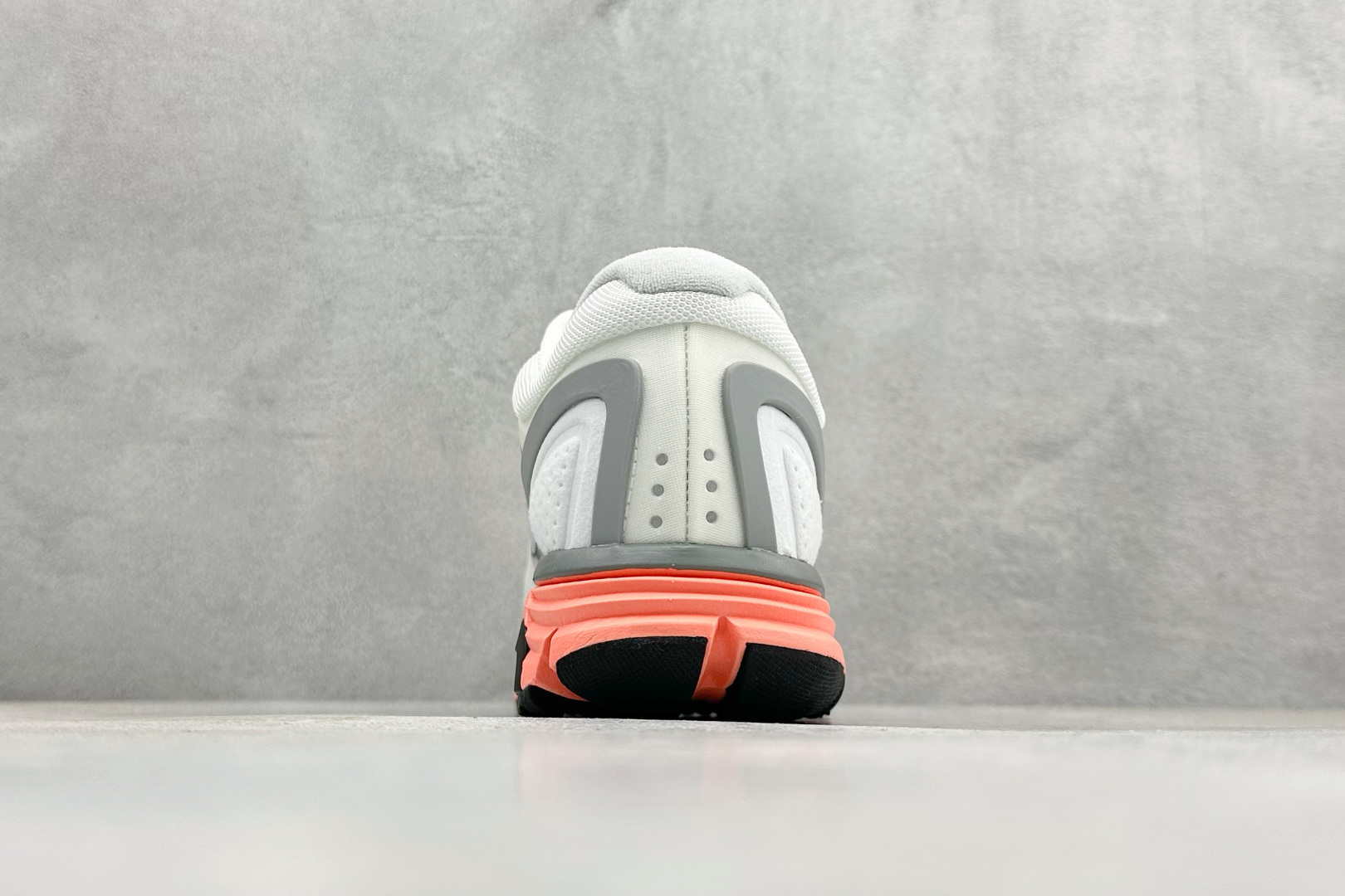 200 NIKE LUNARGLIDE+2 耐克简约舒适防滑耐磨经典低帮跑鞋 407647-108