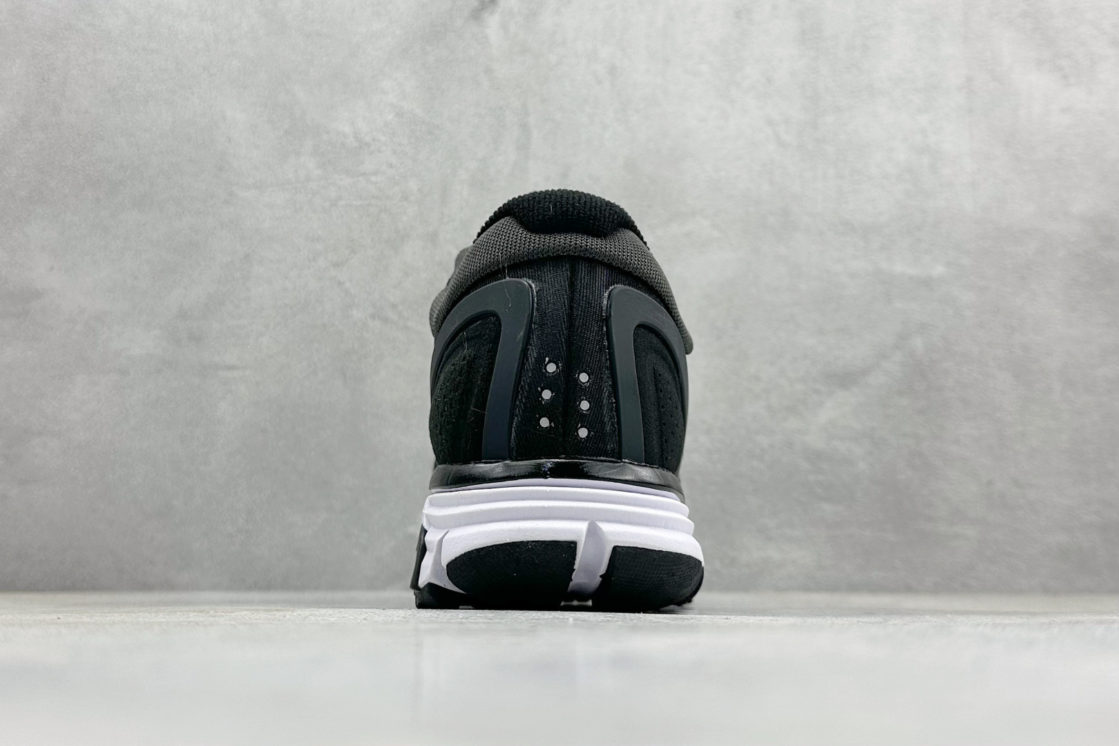 200 NIKE LUNARGLIDE+2 耐克简约舒适防滑耐磨经典低帮跑鞋 407648-067-Chinese UA Cheap High Quatity Brand Clothes Bags handbags Sneakers wholesale wholesaler seller from China Factory suppliers Fashion Clothing Shoes best Quality Beautiful Price 200 NIKE LUNARGLIDE+2 耐克简约舒适防滑耐磨经典低帮跑鞋 407648-067