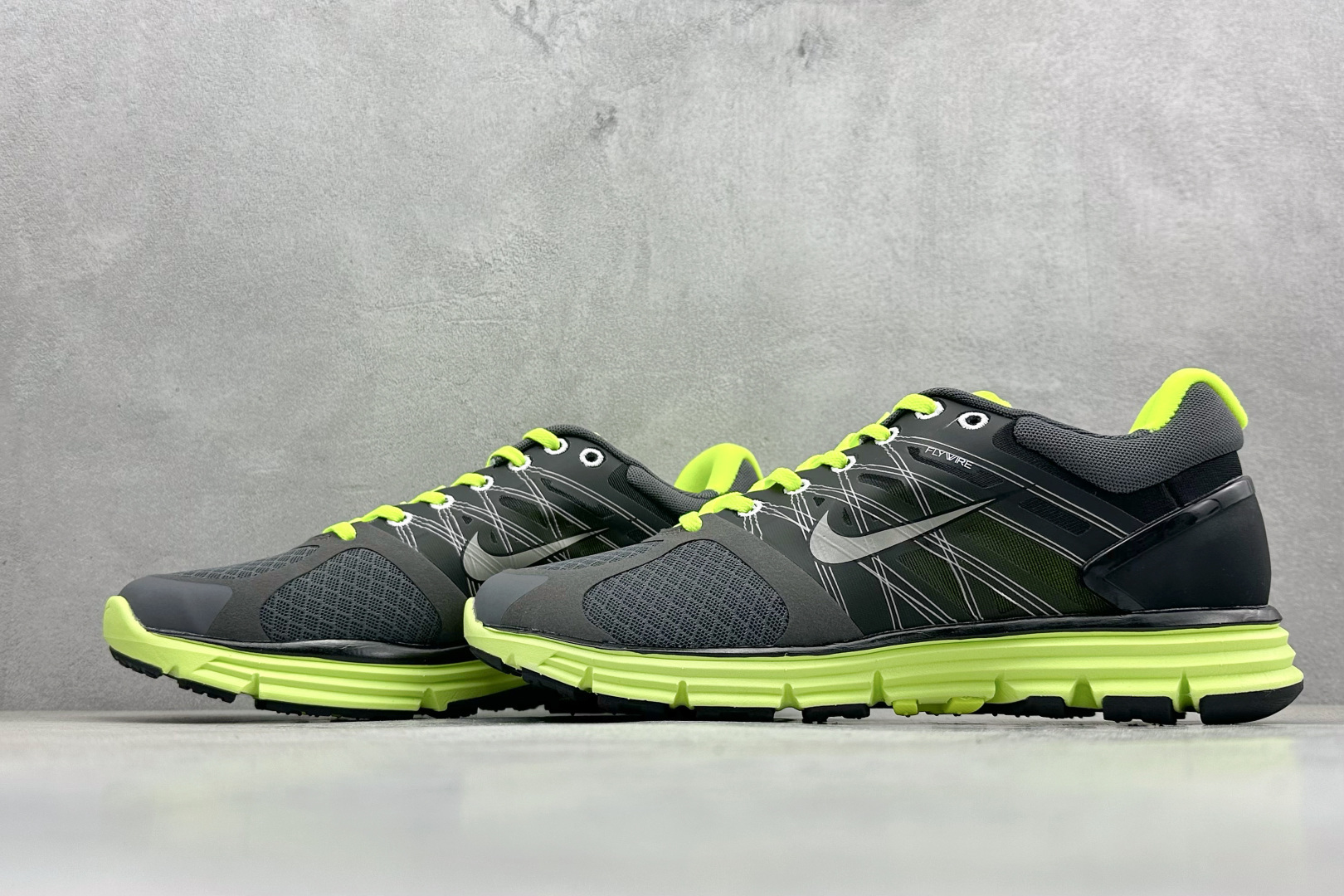 200 NIKE LUNARGLIDE+2 耐克简约舒适防滑耐磨经典低帮跑鞋 404648-001-Chinese UA Cheap High Quatity Brand Clothes Bags handbags Sneakers wholesale wholesaler seller from China Factory suppliers Fashion Clothing Shoes best Quality Beautiful Price 200 NIKE LUNARGLIDE+2 耐克简约舒适防滑耐磨经典低帮跑鞋 404648-001