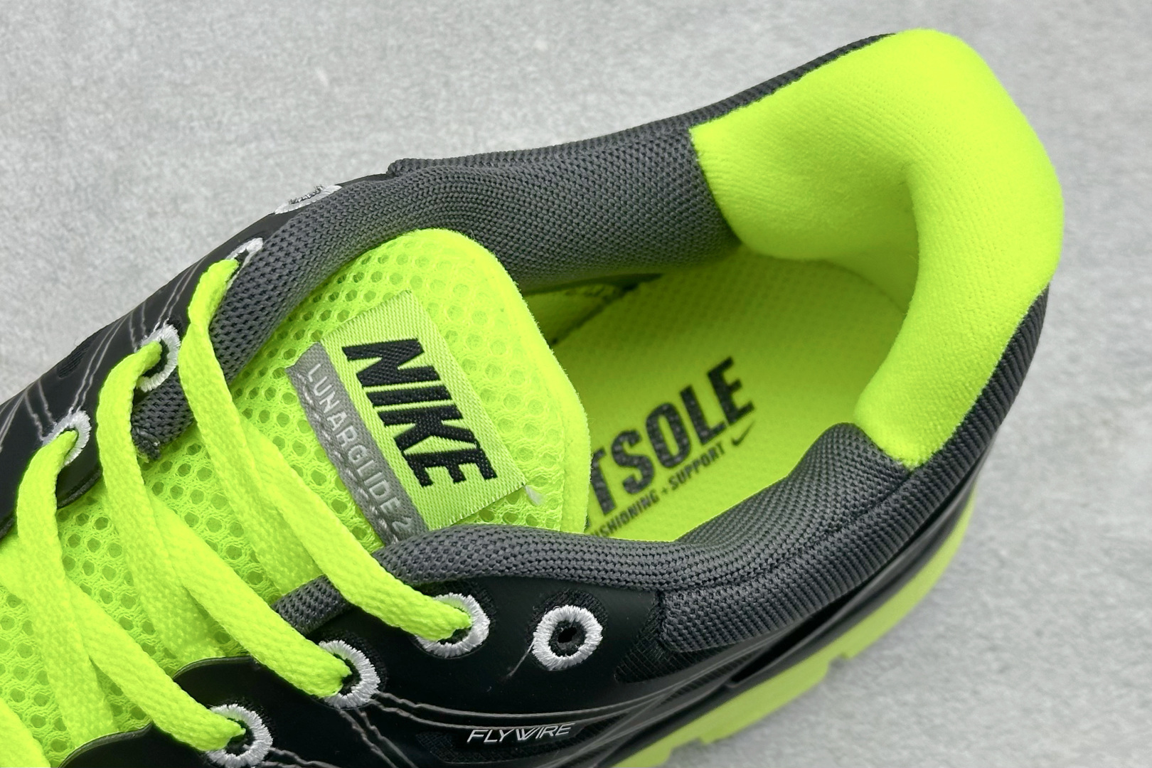 200 NIKE LUNARGLIDE+2 耐克简约舒适防滑耐磨经典低帮跑鞋 404648-001-Chinese UA Cheap High Quatity Brand Clothes Bags handbags Sneakers wholesale wholesaler seller from China Factory suppliers Fashion Clothing Shoes best Quality Beautiful Price 200 NIKE LUNARGLIDE+2 耐克简约舒适防滑耐磨经典低帮跑鞋 404648-001