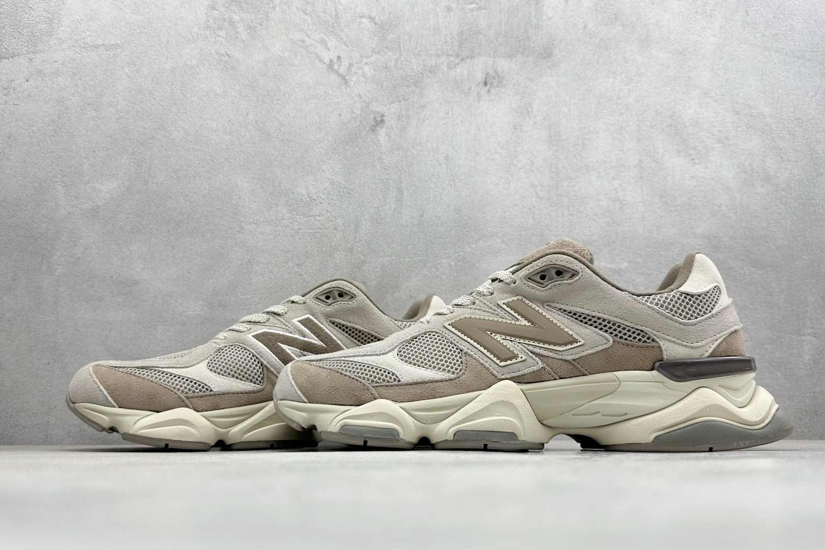 200 New Balance NB9060 复古休闲运动慢跑鞋 U9060ERC