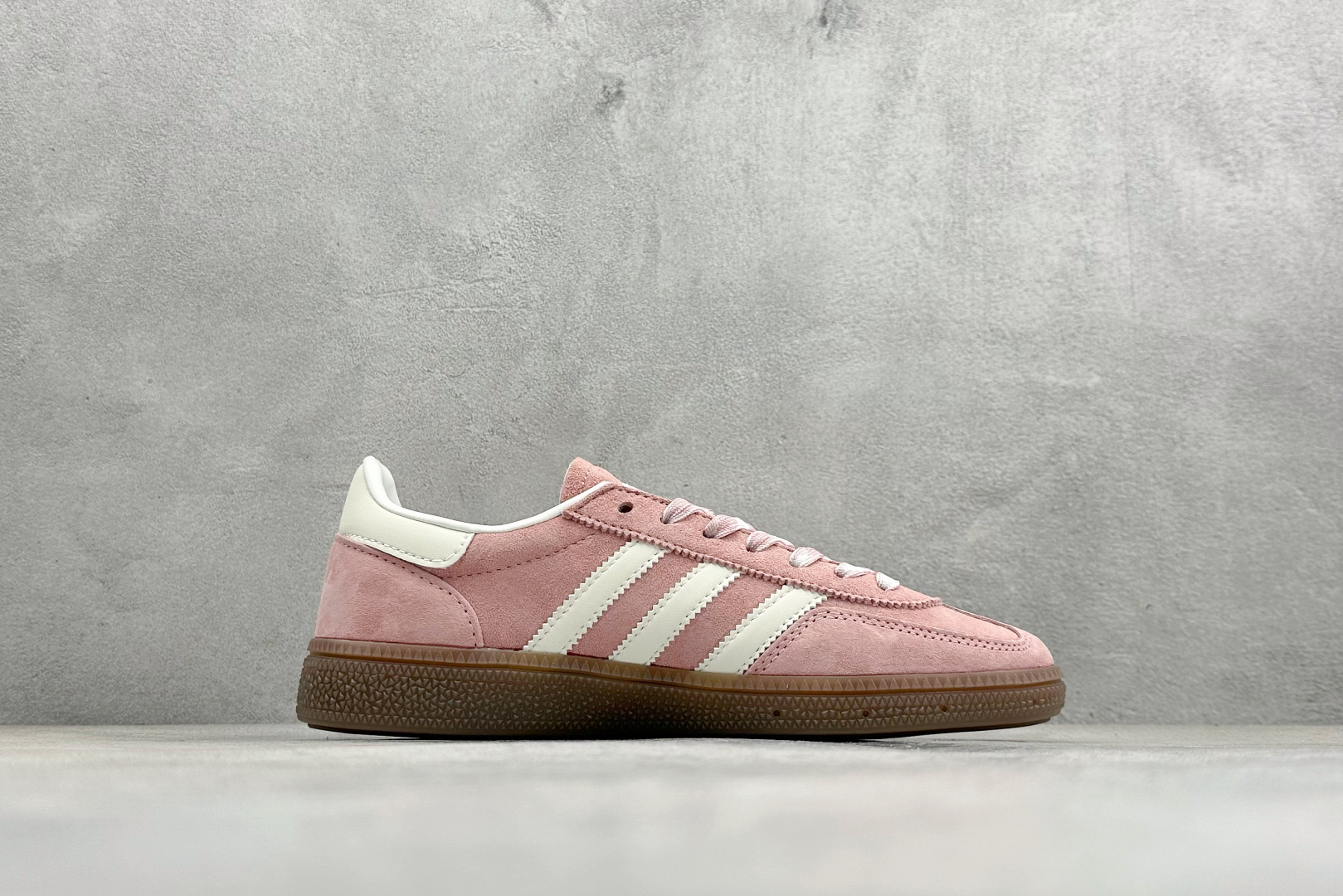150 Adidas Handball Spezial 阿迪达斯经典复古休闲板鞋 KJ6305