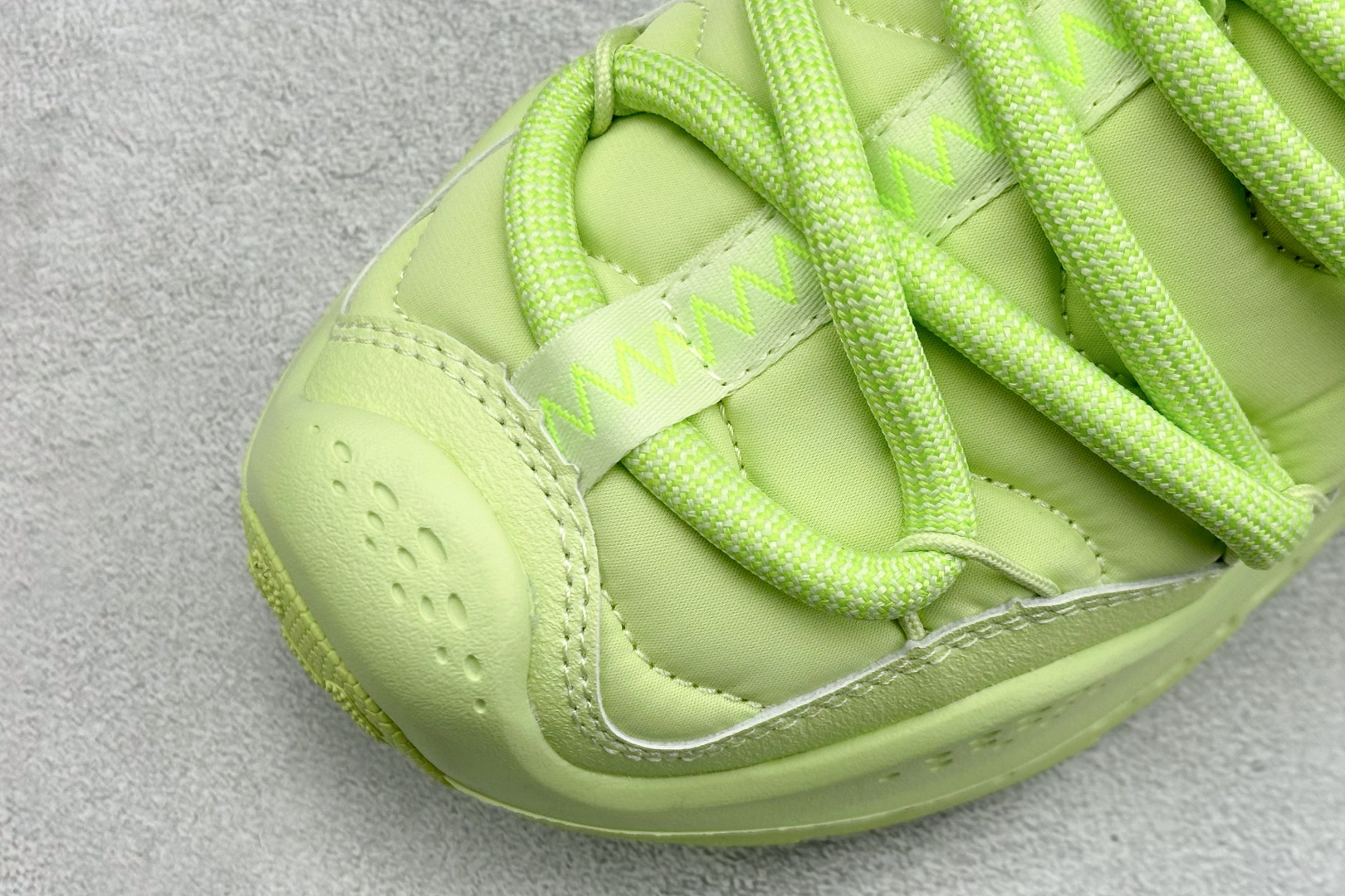 HOKA ONE ONE Ora Primo 内里薄绒 秋冬季保暖半拖这款鞋无论从脚感上 设计上都是顶流