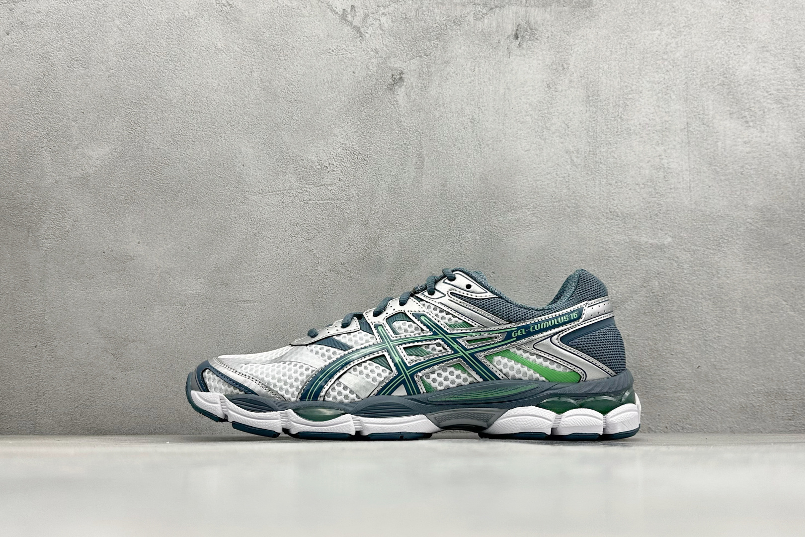 最新配色集合Asics Gel-Cumulus 16 亚瑟士复古透气休闲缓震耐磨跑步鞋