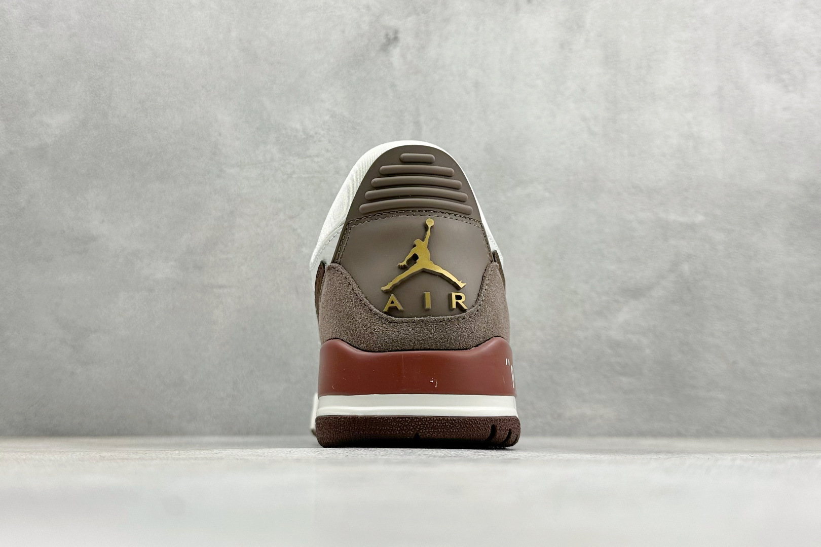 260 Air Jordan Legacy 312 ”慵懒大熊猫”国风特殊手绘/私人定制 IQ9783-121