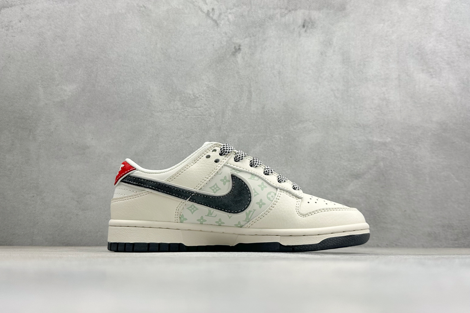 260 Nike Dunk Low Retro LV联名 周年高端定制 低帮休闲板鞋 HT5088-606