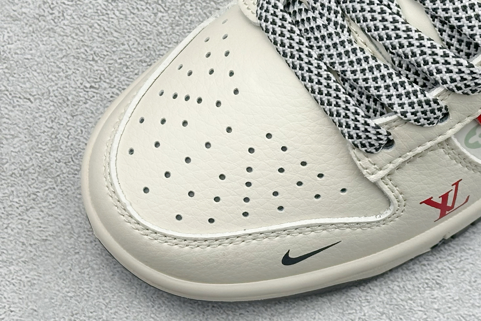 260 Nike Dunk Low Retro LV联名 周年高端定制 低帮休闲板鞋 HT5088-606