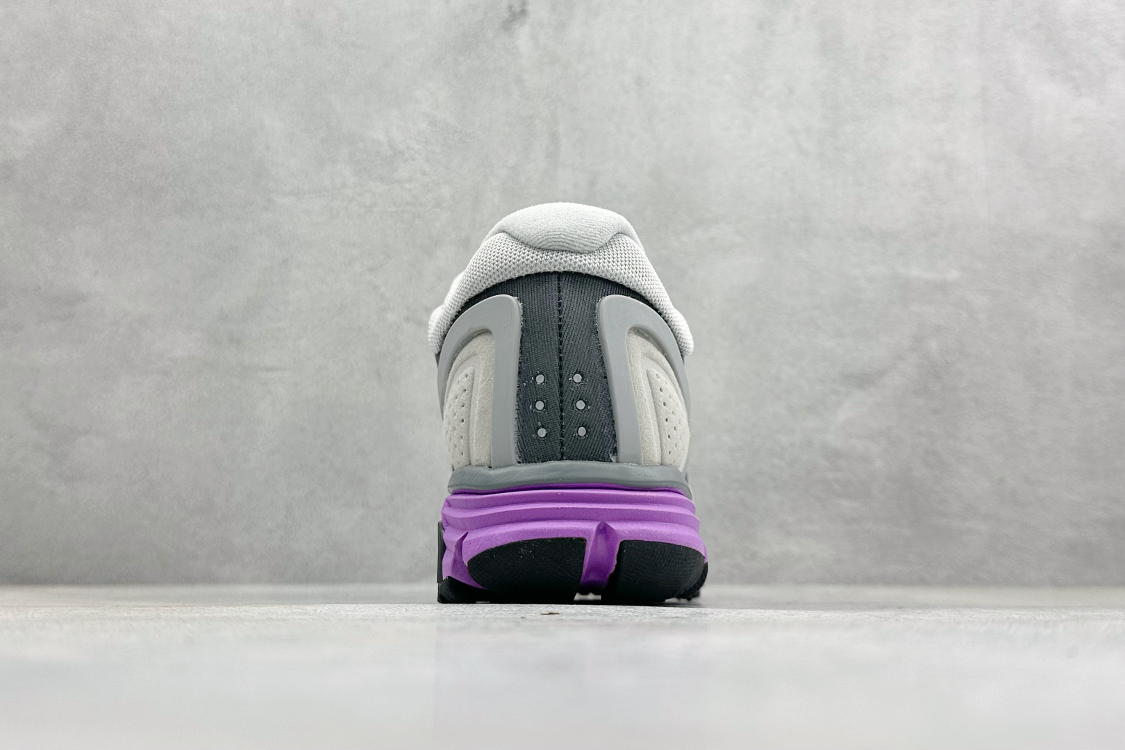 200 NIKE LUNARGLIDE+2 耐克简约舒适防滑耐磨经典低帮跑鞋 407648-068