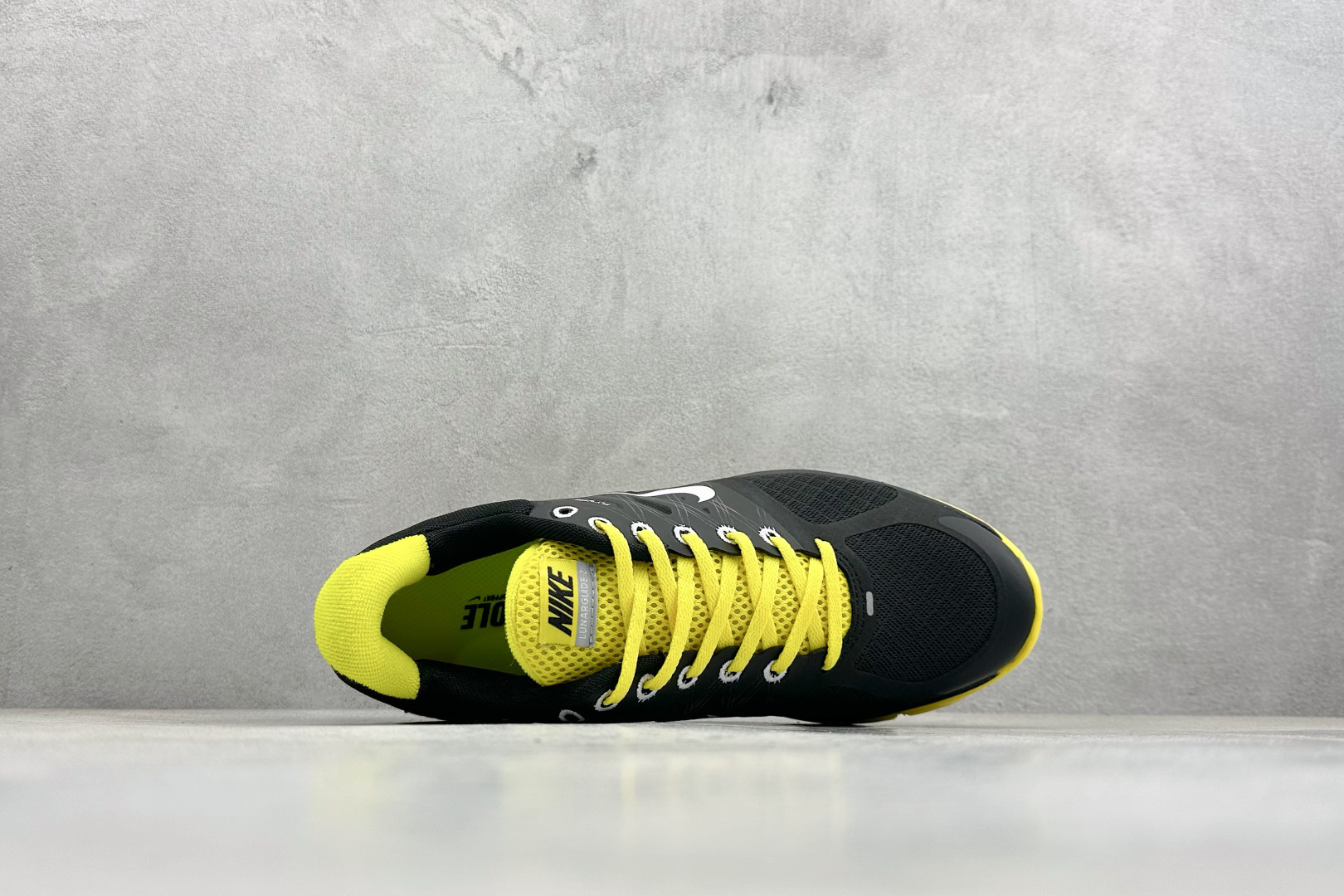 200 NIKE LUNARGLIDE+2 耐克简约舒适防滑耐磨经典低帮跑鞋 408922-077