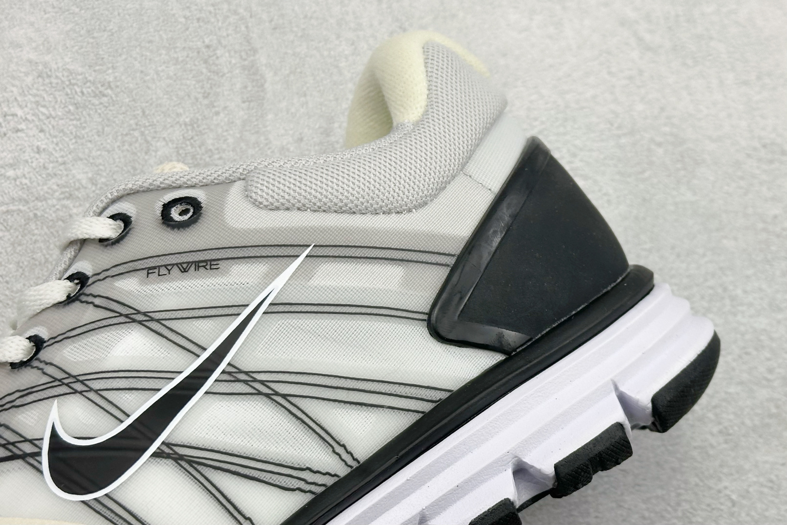 200 NIKE LUNARGLIDE+2 耐克简约舒适防滑耐磨经典低帮跑鞋 408922-078-Chinese UA Cheap High Quatity Brand Clothes Bags handbags Sneakers wholesale wholesaler seller from China Factory suppliers Fashion Clothing Shoes best Quality Beautiful Price 200 NIKE LUNARGLIDE+2 耐克简约舒适防滑耐磨经典低帮跑鞋 408922-078
