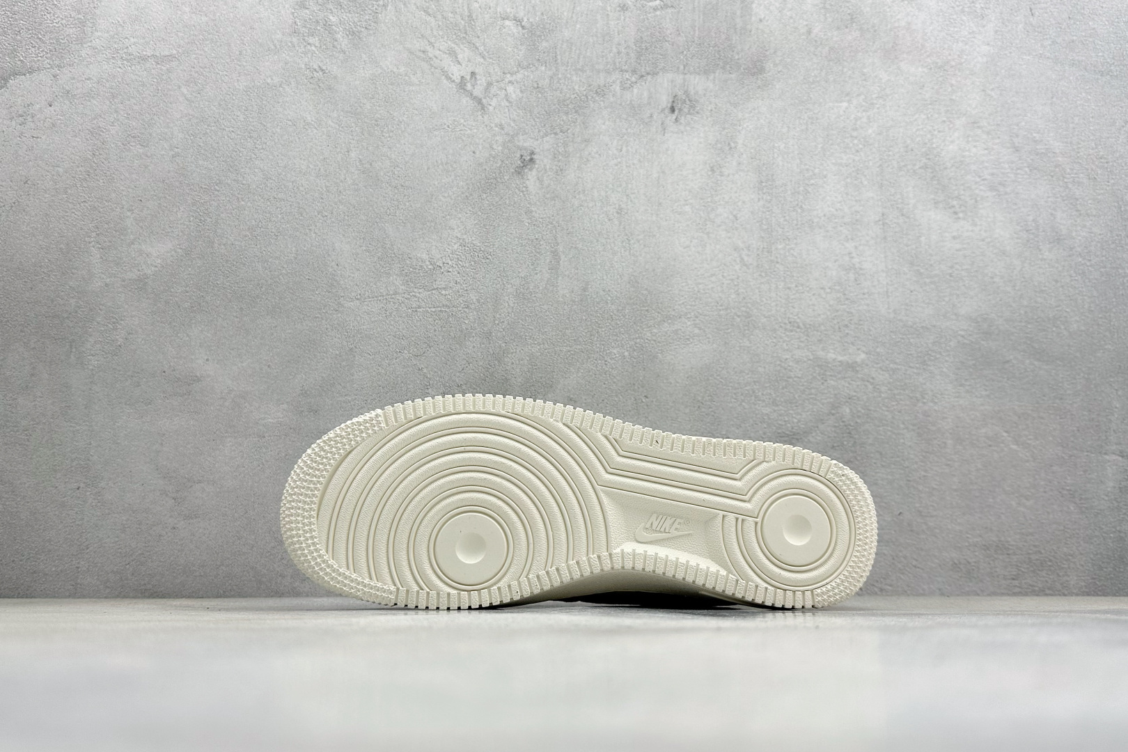SC版Nike Air Force 1'07 Low 联名 奶茶焦糖 空军一号低帮休闲板鞋 FQ3546-100-Top High Quatity Cheap Sneakers Fashion Clothing Clothes Bags handbags Shoes of all Brand wholesale With The best Quality And Beautiful Price from China Factory Chinese suppliers wholesaler seller SC版Nike Air Force 1'07 Low 联名 奶茶焦糖 空军一号低帮休闲板鞋 FQ3546-100