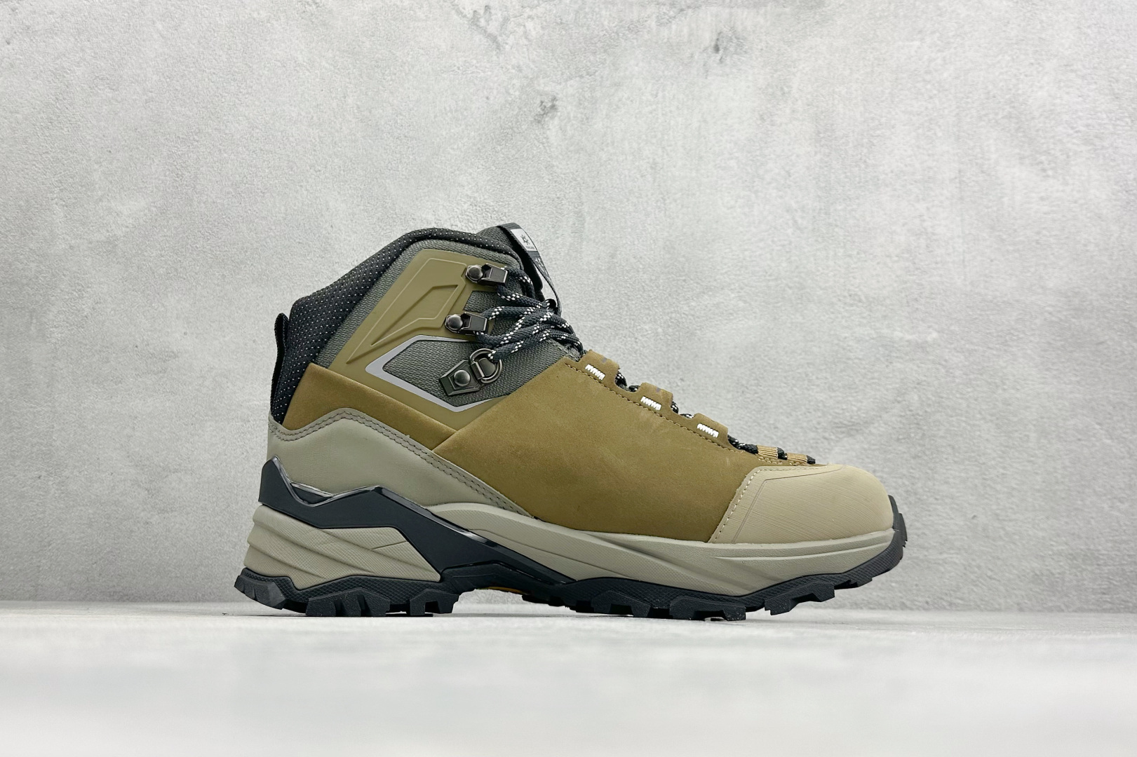 350 凯乐石KAILAS MT5 户外运动舒适时尚防滑透气 中帮防水登山徒步鞋 KS241-Chinese UA Cheap High Quatity Brand Clothes Bags handbags Sneakers wholesale wholesaler seller from China Factory suppliers Fashion Clothing Shoes best Quality Beautiful Price 350 凯乐石KAILAS MT5 户外运动舒适时尚防滑透气 中帮防水登山徒步鞋 KS241