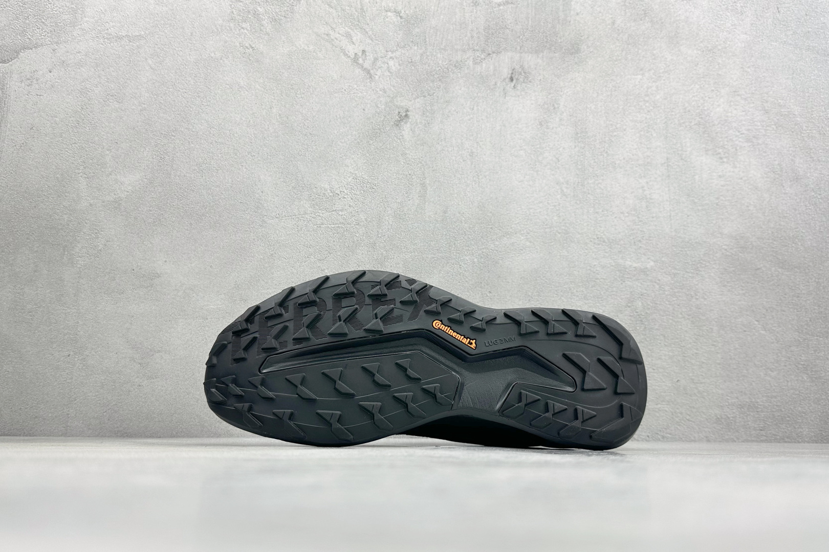 200 Adidas TERREX AGRAVIC LT 舒适时尚防滑耐磨低帮跑步鞋 KK1870-Chinese UA Cheap High Quatity Brand Clothes Bags handbags Sneakers wholesale wholesaler seller from China Factory suppliers Fashion Clothing Shoes best Quality Beautiful Price 200 Adidas TERREX AGRAVIC LT 舒适时尚防滑耐磨低帮跑步鞋 KK1870