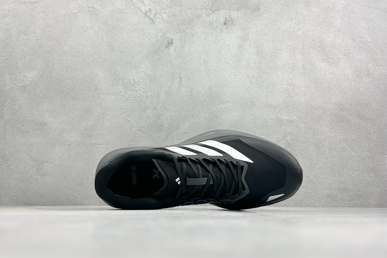 200 Adidas TERREX AGRAVIC LT 舒适时尚防滑耐磨低帮跑步鞋 KK1871