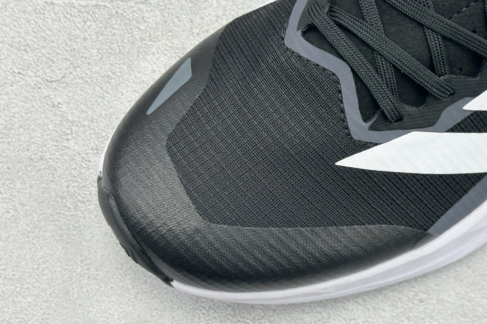 200 Adidas TERREX AGRAVIC LT 舒适时尚防滑耐磨低帮跑步鞋 KK1869