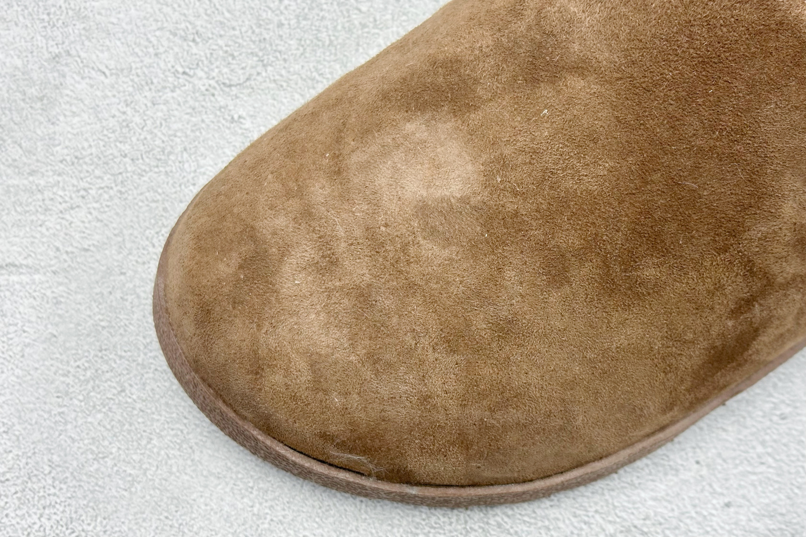 Alo Yoga Recovery Slipper 舒适简约 保暖防磨 防滑包头拖鞋货号：A0827U尺