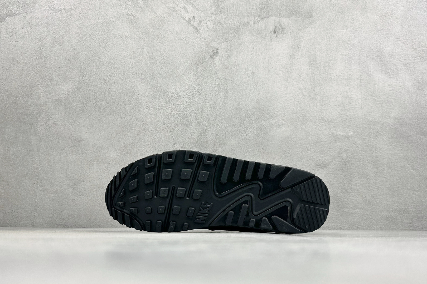 210 Nike Air Max 90 耐克复古气垫跑鞋 CZ5594-001
