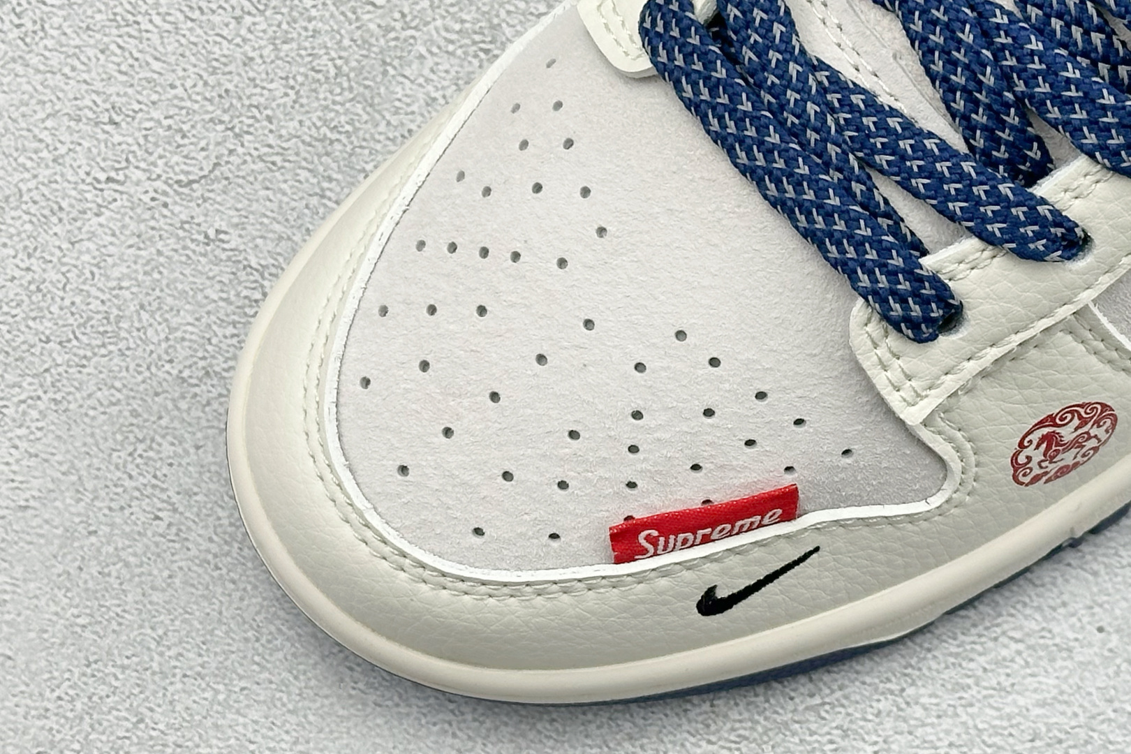260 Nike SB Dunk Low Supreme联名 马年限定 周年高端定制 低帮休闲板鞋 FC7688-204