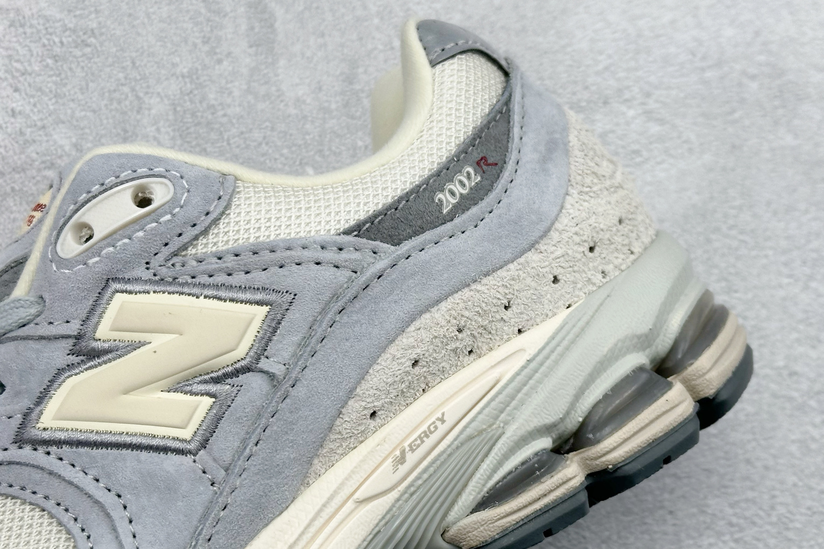 200 GS版New Balance ML2002系列 复古老爹风休闲运动慢跑鞋 ML2002RLN-Chinese UA Cheap High Quatity Brand Clothes Bags handbags Sneakers wholesale wholesaler seller from China Factory suppliers Fashion Clothing Shoes best Quality Beautiful Price 200 GS版New Balance ML2002系列 复古老爹风休闲运动慢跑鞋 ML2002RLN