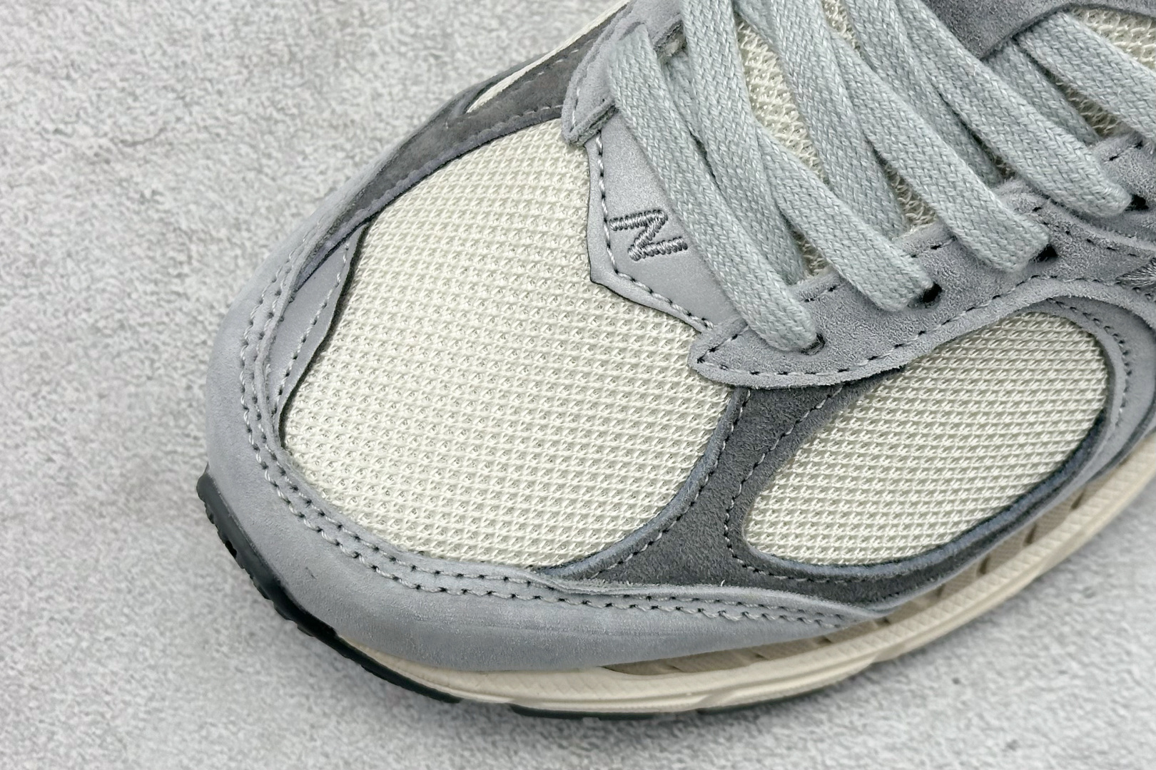 200 GS版New Balance ML2002系列 复古老爹风休闲运动慢跑鞋 ML2002RLN-Chinese UA Cheap High Quatity Brand Clothes Bags handbags Sneakers wholesale wholesaler seller from China Factory suppliers Fashion Clothing Shoes best Quality Beautiful Price 200 GS版New Balance ML2002系列 复古老爹风休闲运动慢跑鞋 ML2002RLN