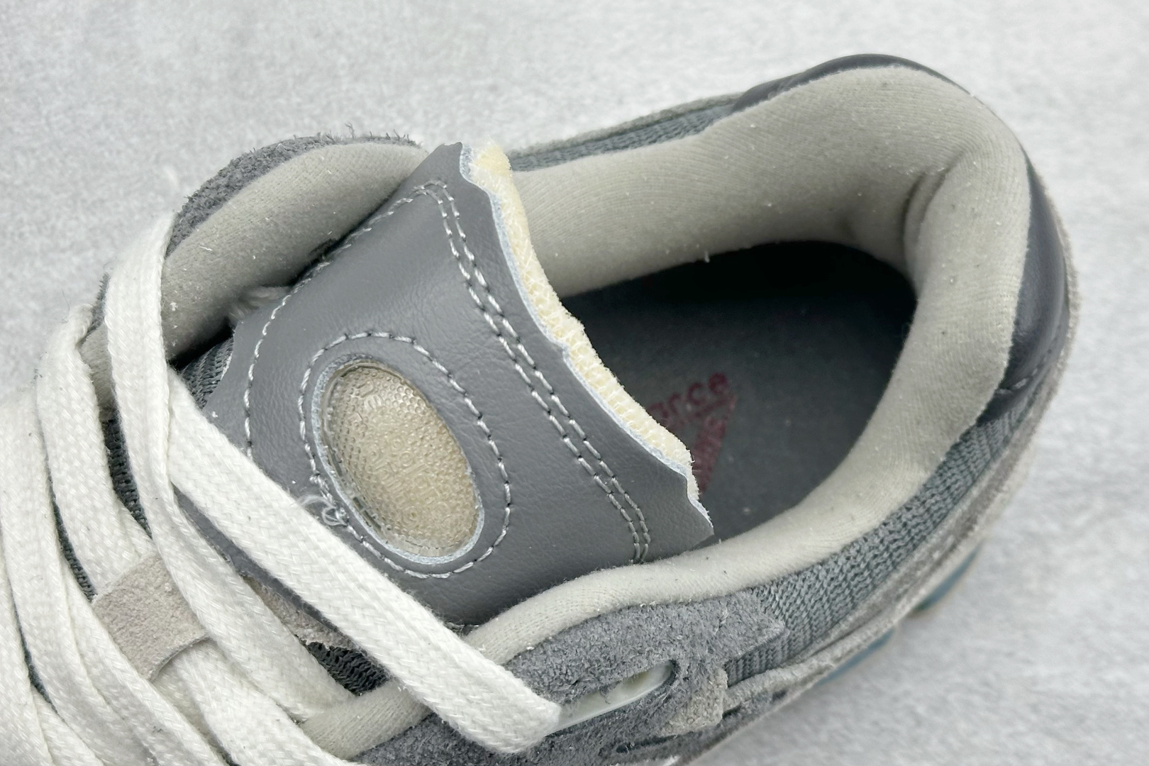 200 GS版New Balance ML2002系列 复古老爹风休闲运动慢跑鞋 ML2002RDA-Chinese UA Cheap High Quatity Brand Clothes Bags handbags Sneakers wholesale wholesaler seller from China Factory suppliers Fashion Clothing Shoes best Quality Beautiful Price 200 GS版New Balance ML2002系列 复古老爹风休闲运动慢跑鞋 ML2002RDA
