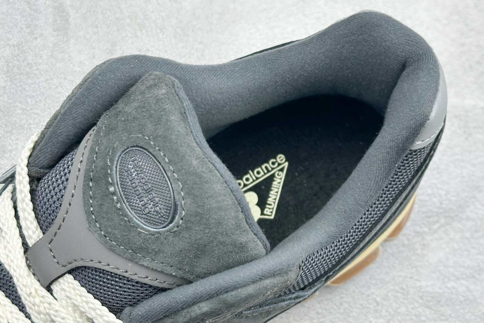 200 GS版New Balance ML2002系列 复古老爹风休闲运动慢跑鞋 ML2002RHO