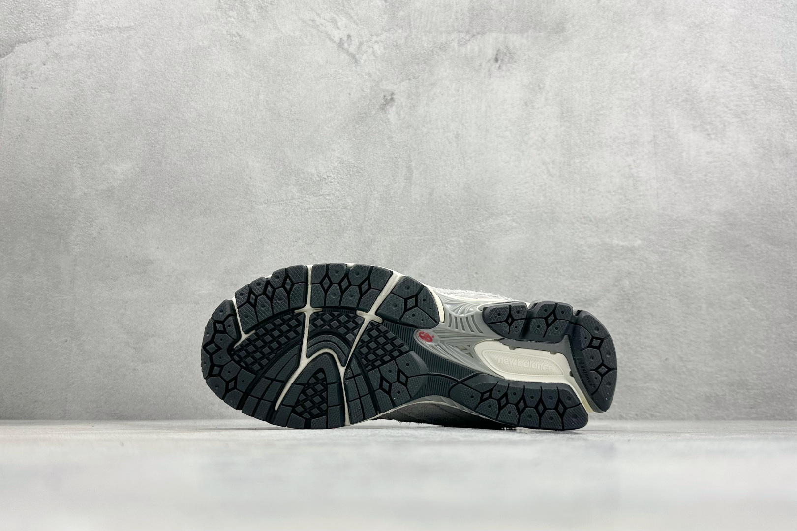 GS版New Balance ML2002系列 复古老爹风休闲运动慢跑鞋 ML2002RCS