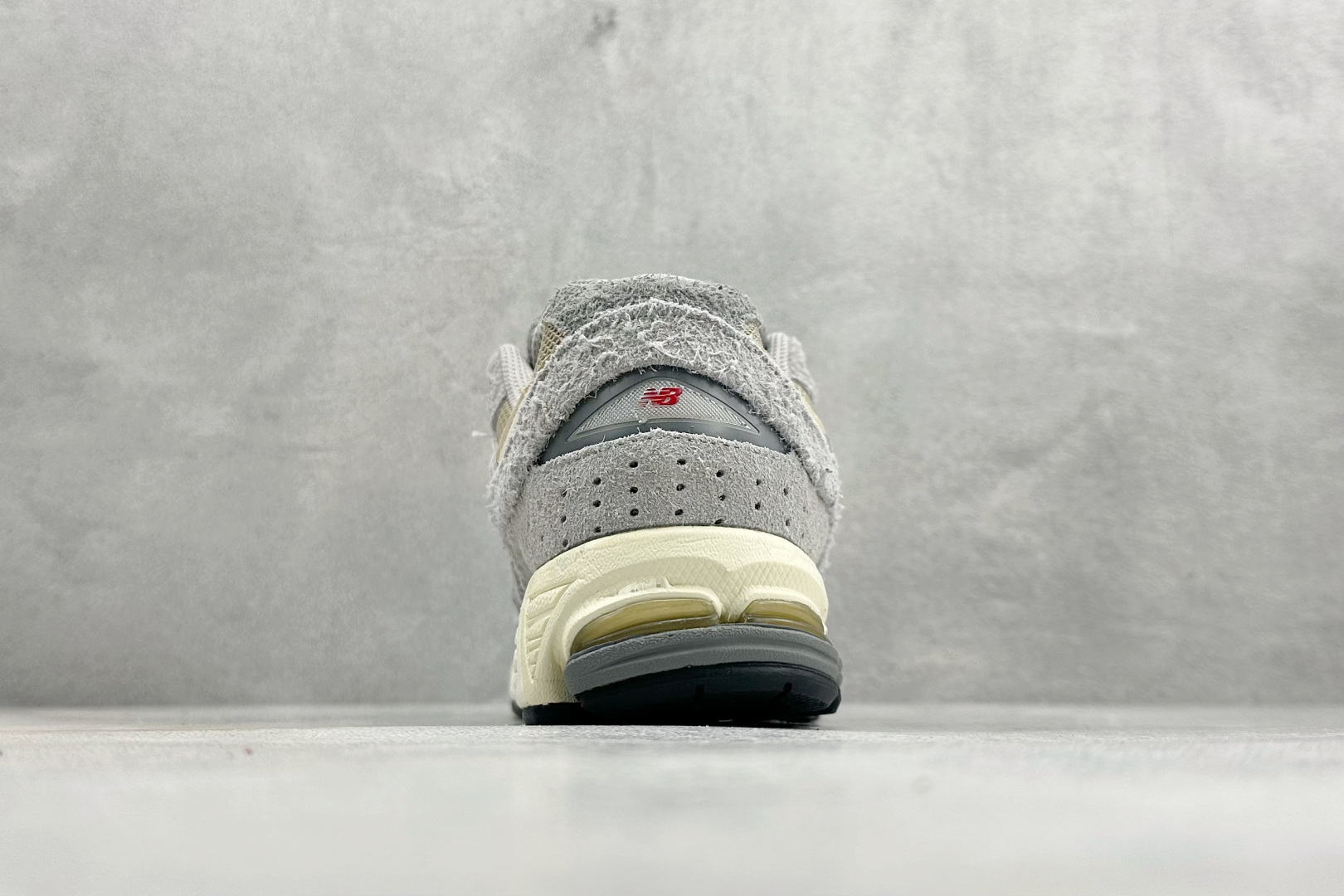 GS版New Balance ML2002系列 复古老爹风休闲运动慢跑鞋 ML2002RCS