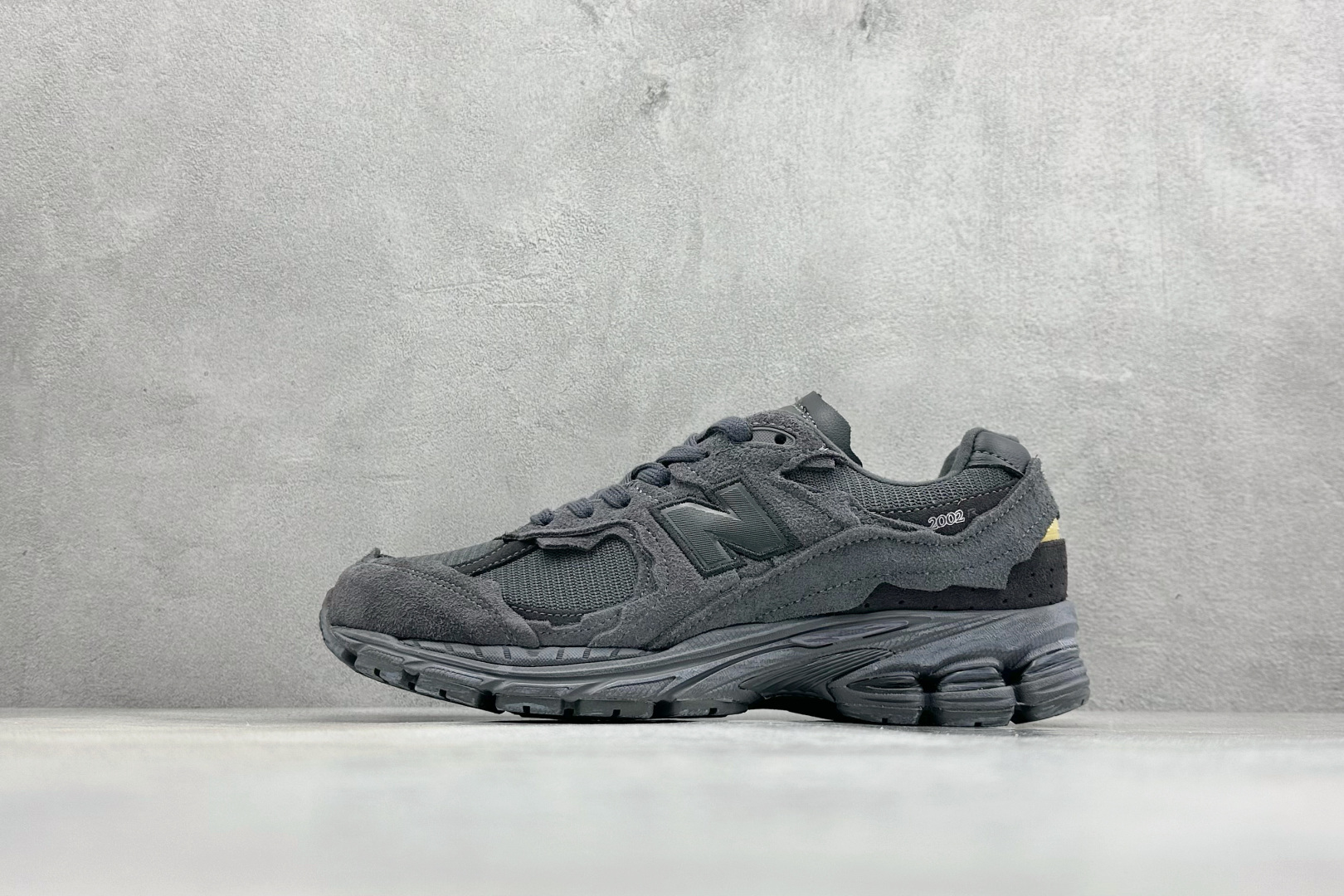 200 GS版New Balance ML2002系列 复古老爹风休闲运动慢跑鞋 M2002RDB