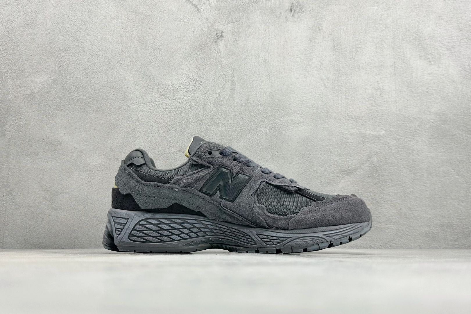 200 GS版New Balance ML2002系列 复古老爹风休闲运动慢跑鞋 M2002RDB