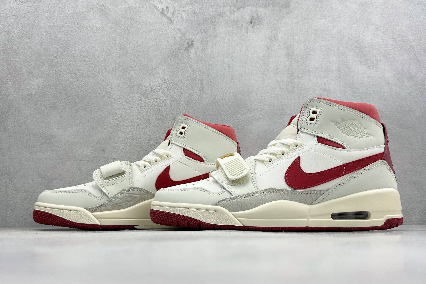 最强Air Jordan Legacy AJ312 马年限定 魔术贴三合一板鞋 IQ9785-161