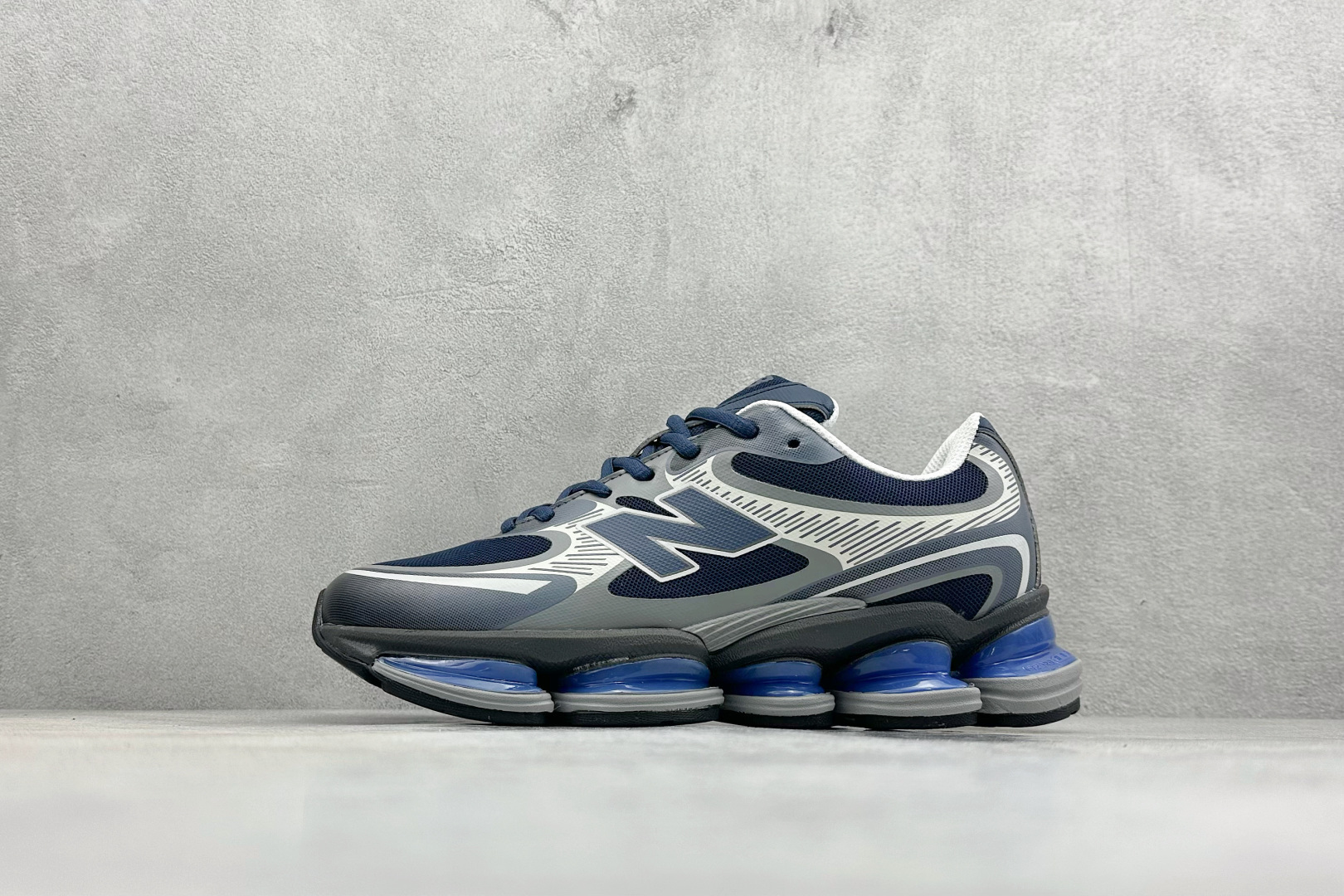 New Balance 2000系列复古老爹风休闲运动慢跑鞋 U20008AT