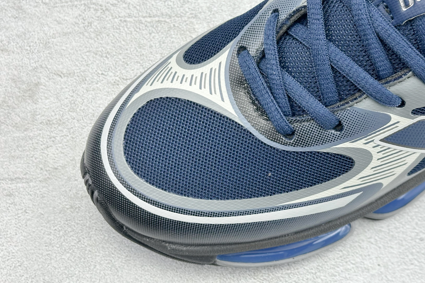 New Balance 2000系列复古老爹风休闲运动慢跑鞋 U20008AT