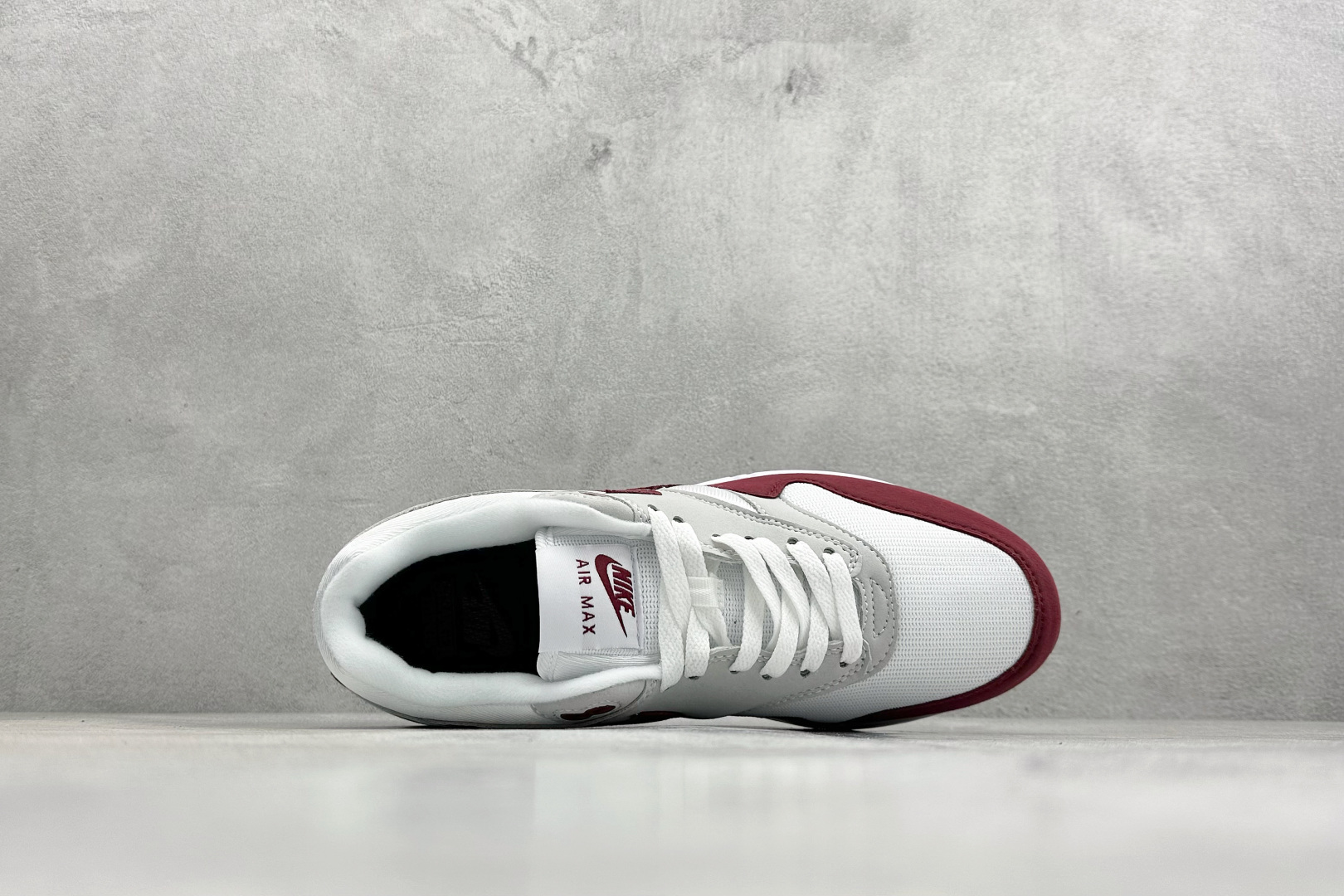 Nike Air Max 1 耐克半掌气垫复古跑步鞋 IM3906-100