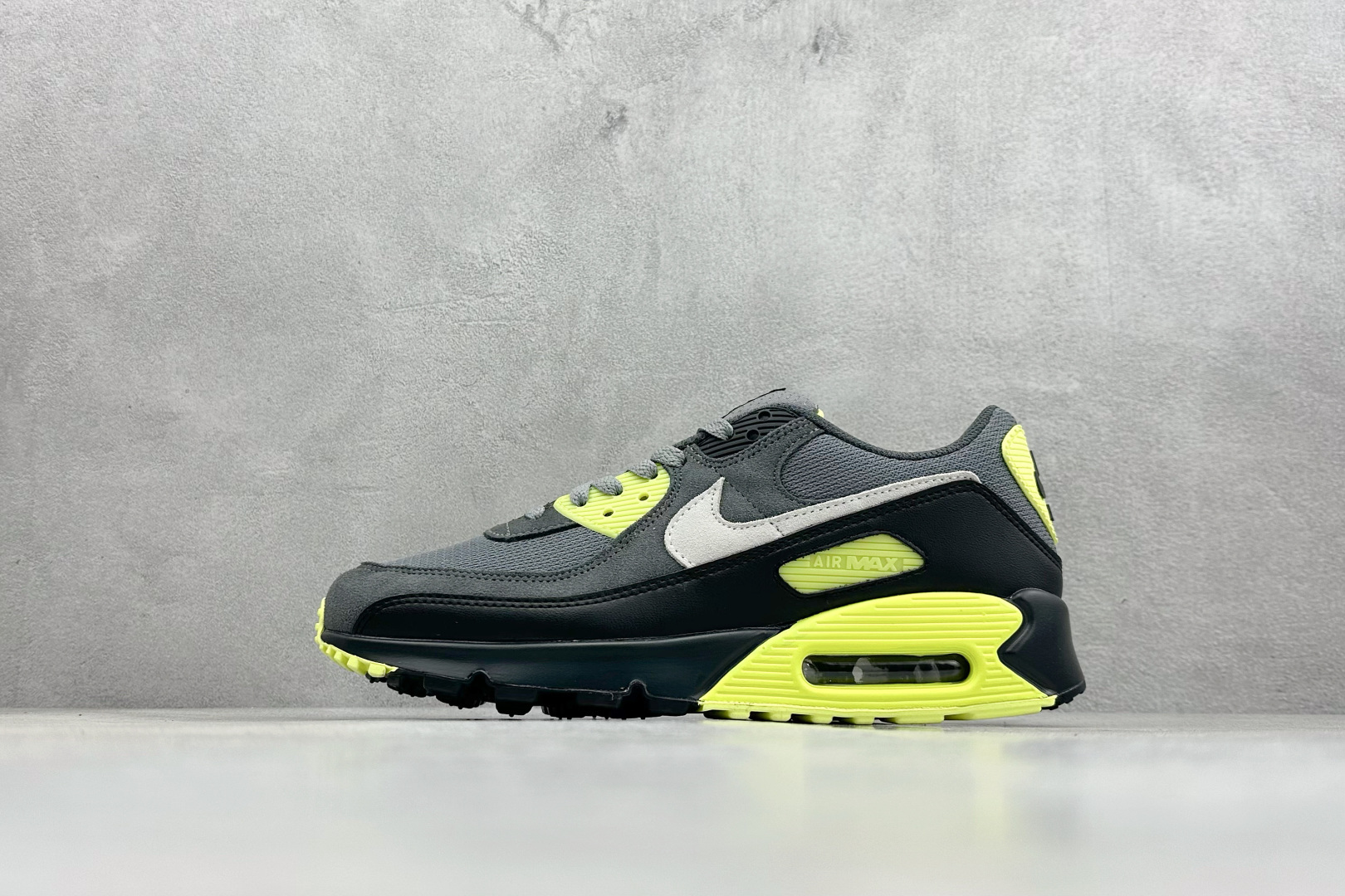 Nike Air Max 90 耐克复古气垫跑鞋 DM0029-012