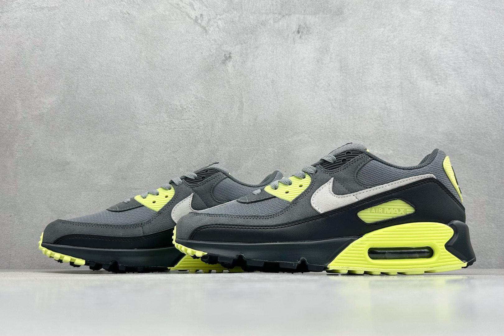 Nike Air Max 90 耐克复古气垫跑鞋 DM0029-012